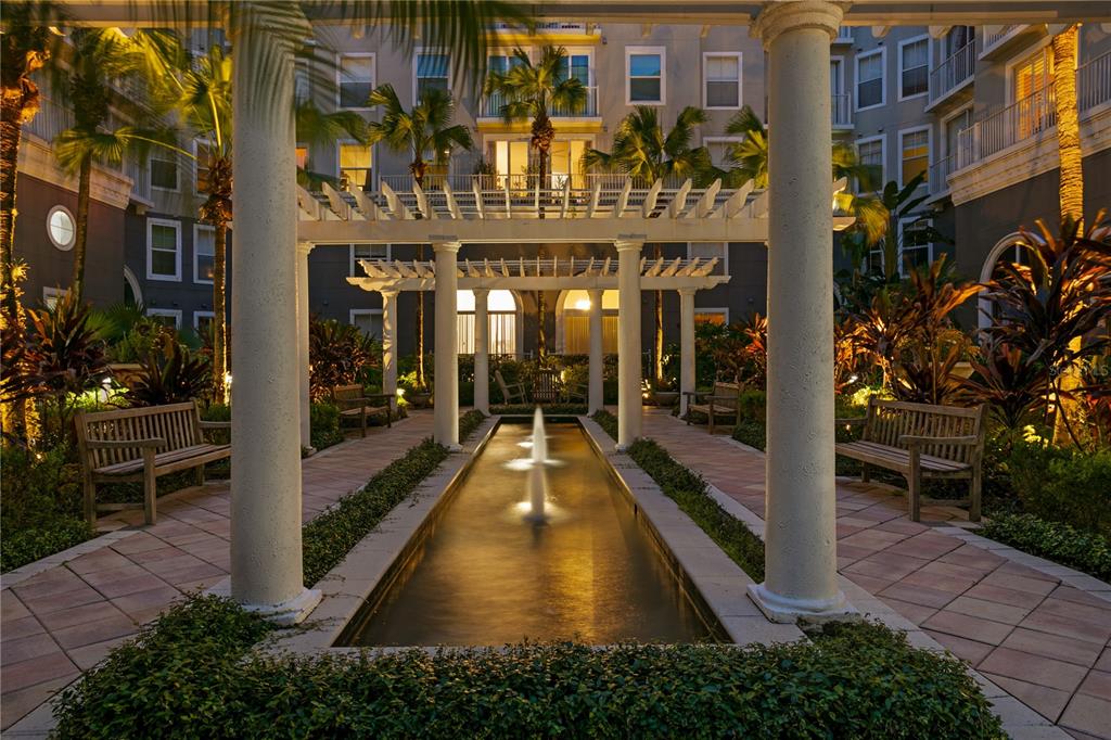 Tampa, Florida, 33602, United States, 2 Bedrooms Bedrooms, ,2 BathroomsBathrooms,Residential,For Sale,2002253