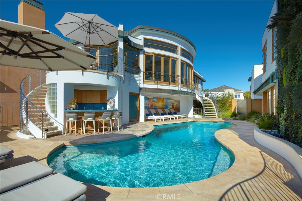 Newport Beach, California, 92661, United States, 7 Bedrooms Bedrooms, ,11 BathroomsBathrooms,Residential,For Sale,1877101