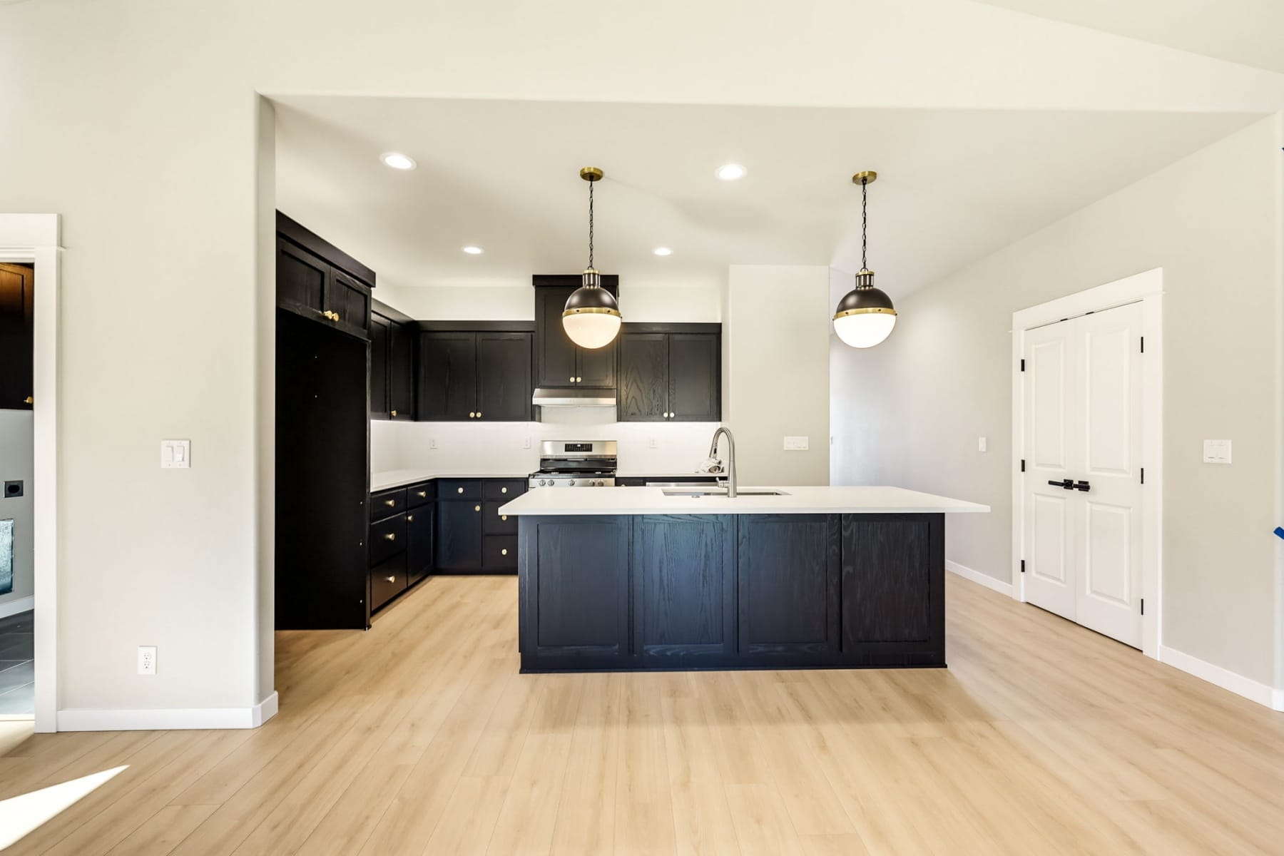  3220 Garner Way Medford, OR 97504 - 物件實景