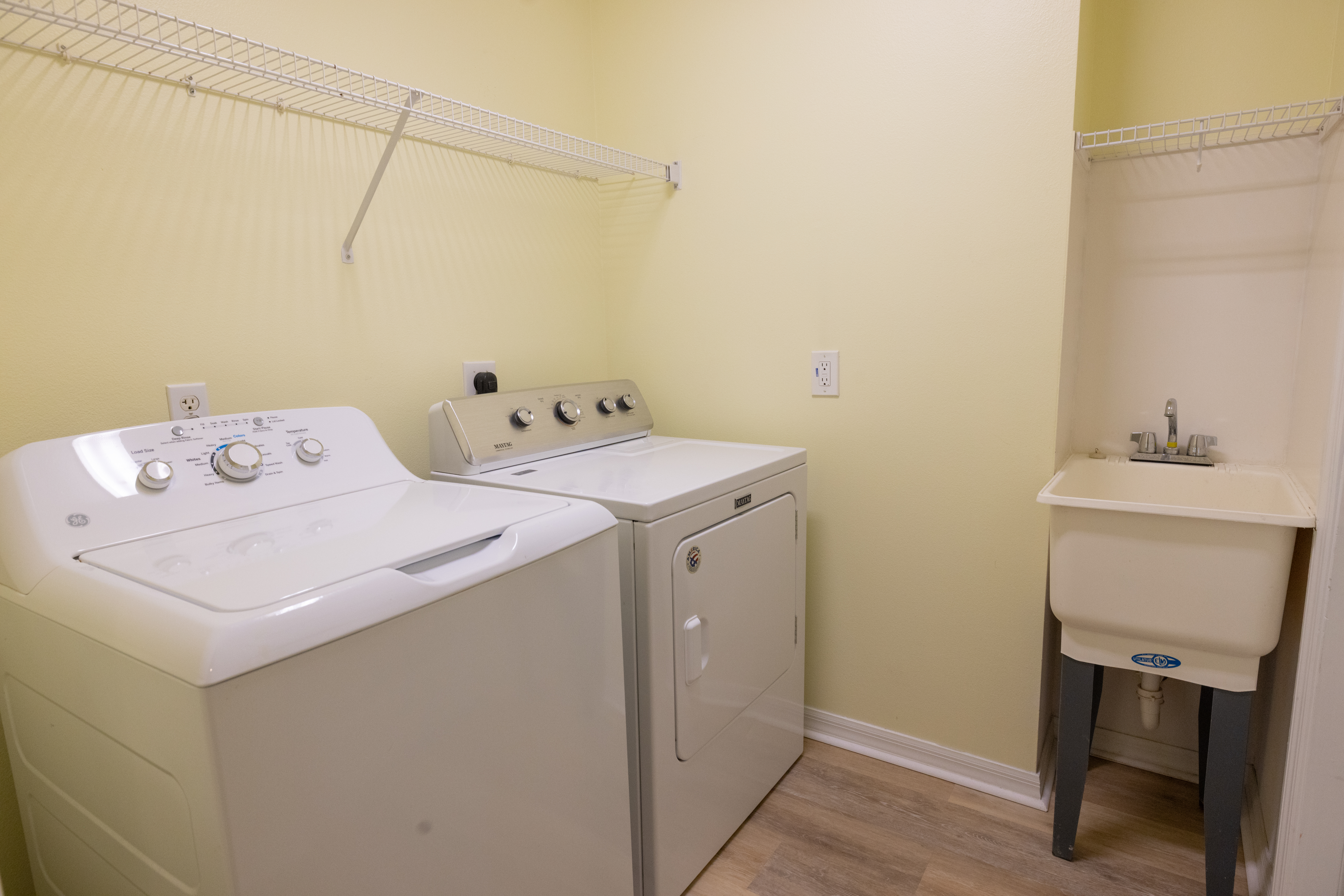  681 Indian Oaks Drive, Melbourne, FL, 32901 - 物件實景