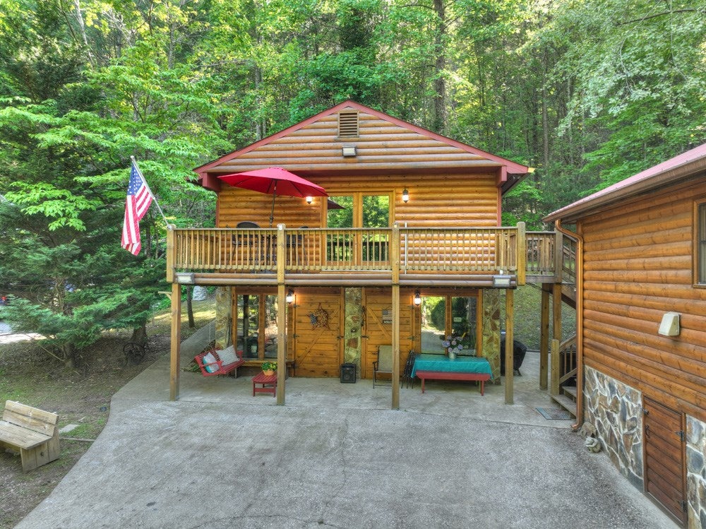 Blue Ridge, Georgia, 30513, United States, 4 Bedrooms Bedrooms, ,3 BathroomsBathrooms,Residential,For Sale,1858921
