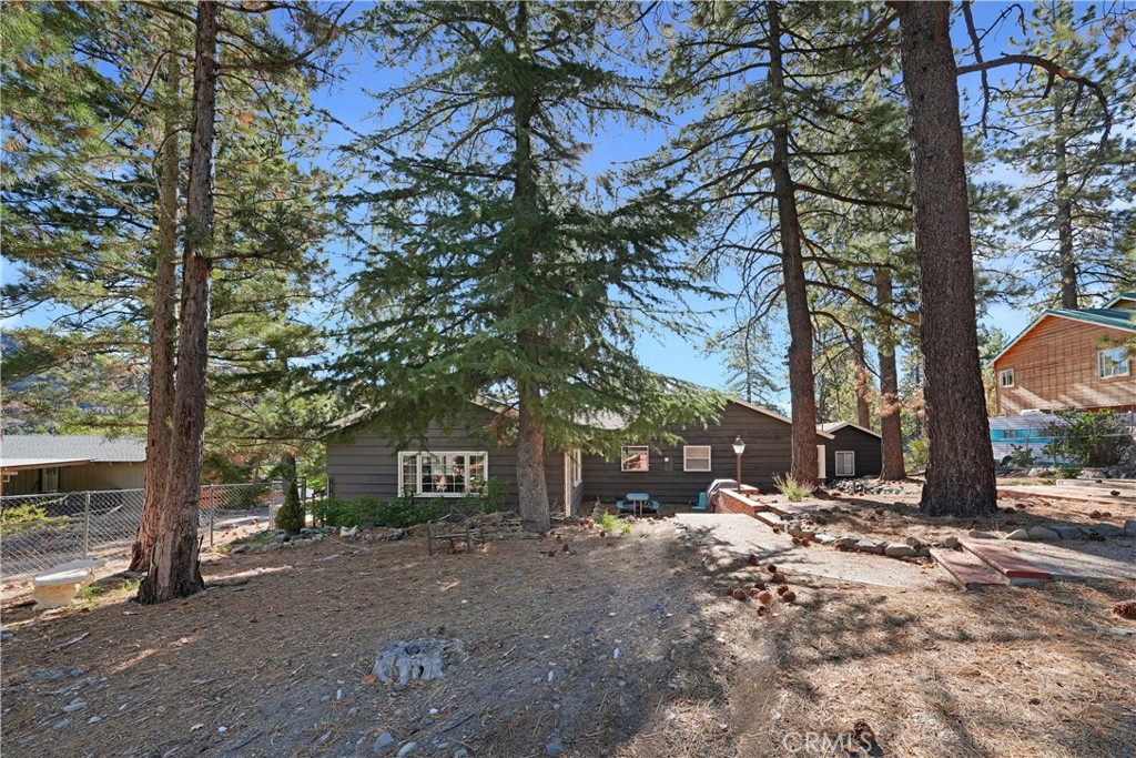 Wrightwood, California, 92397, United States, 3 Bedrooms Bedrooms, ,2 BathroomsBathrooms,Residential,For Sale,1959217