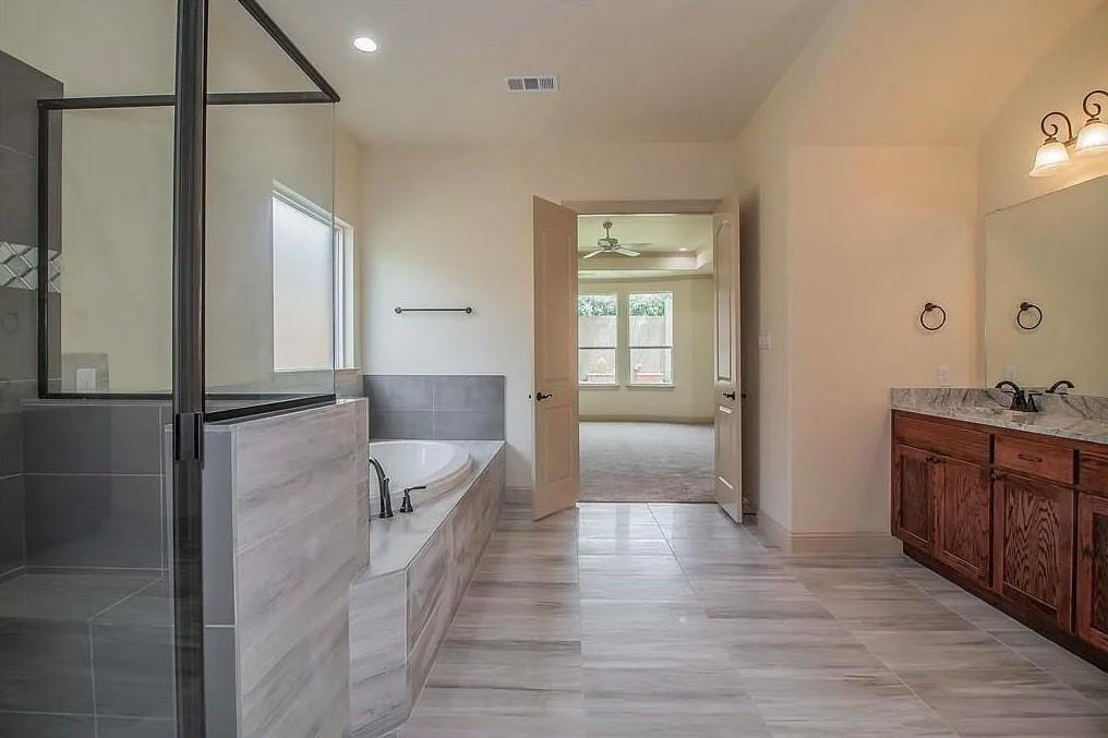 Irving, Texas, 75038, United States, 4 Bedrooms Bedrooms, ,5 BathroomsBathrooms,Residential,For Sale,1836156