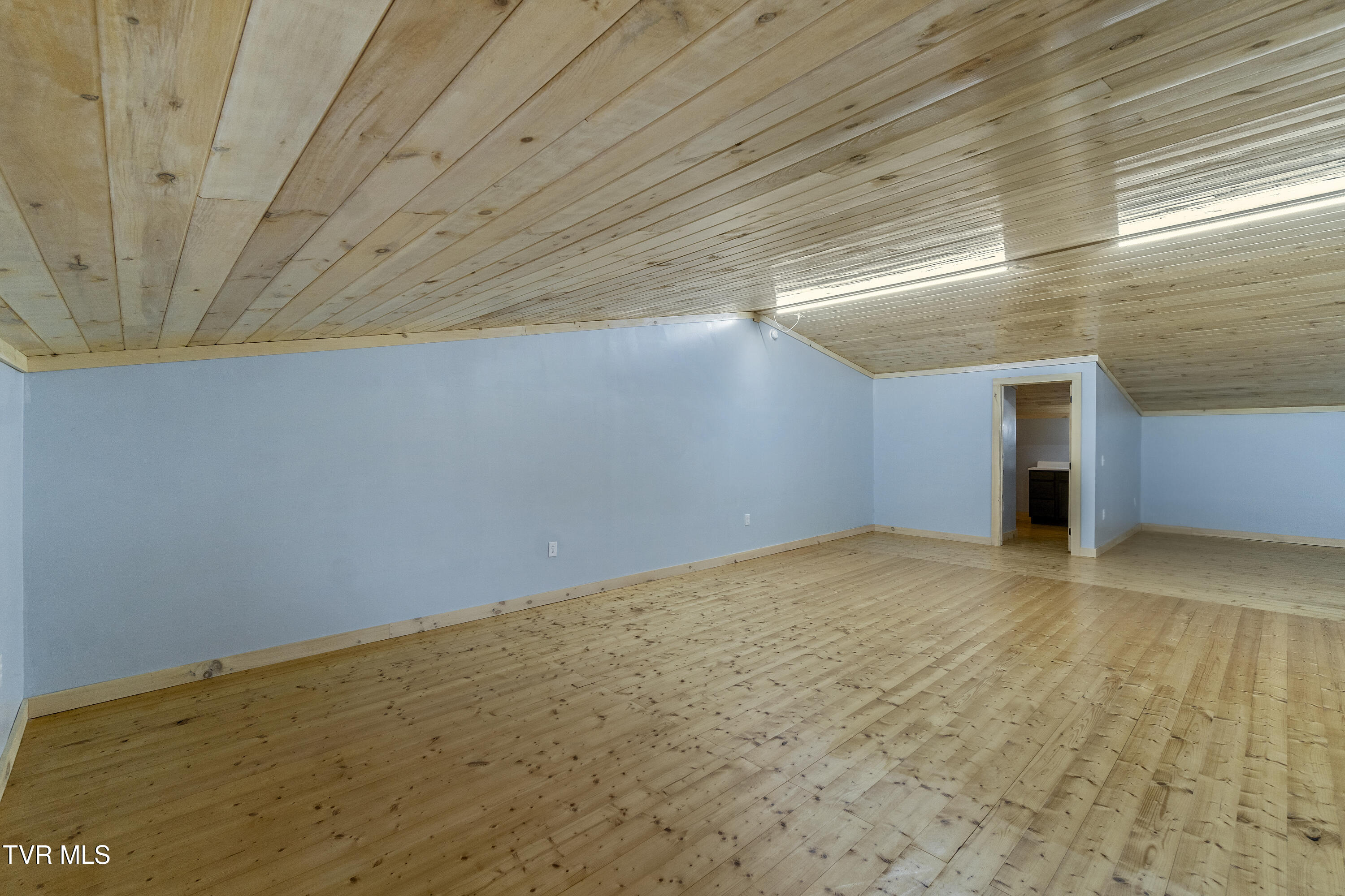 Mosheim, Tennessee, 37818, United States, 2 Bedrooms Bedrooms, ,2 BathroomsBathrooms,Residential,For Sale,1923482