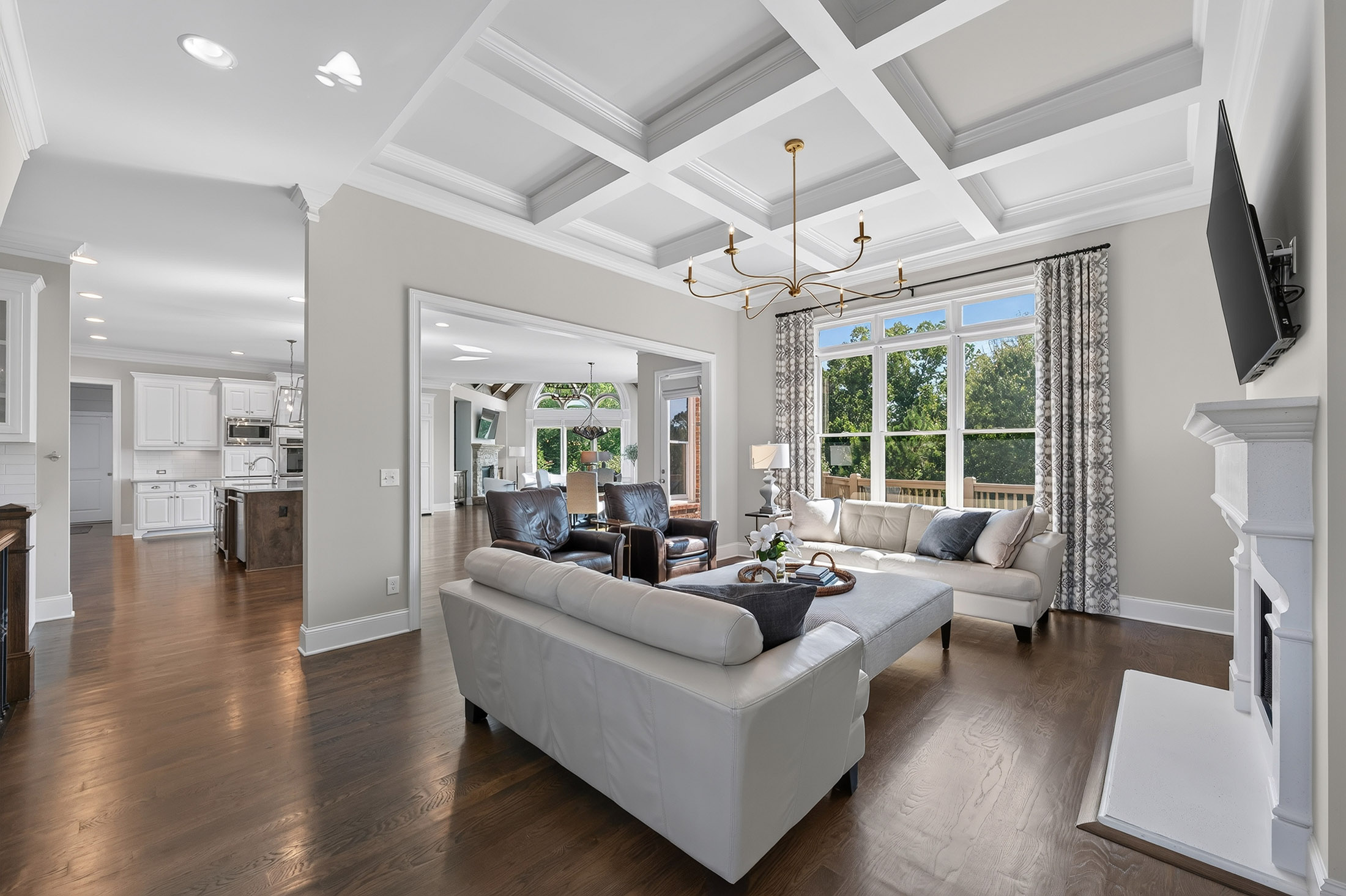  Luxury Living in Kingsley Estates With Finished Terrace Level - 物件實景