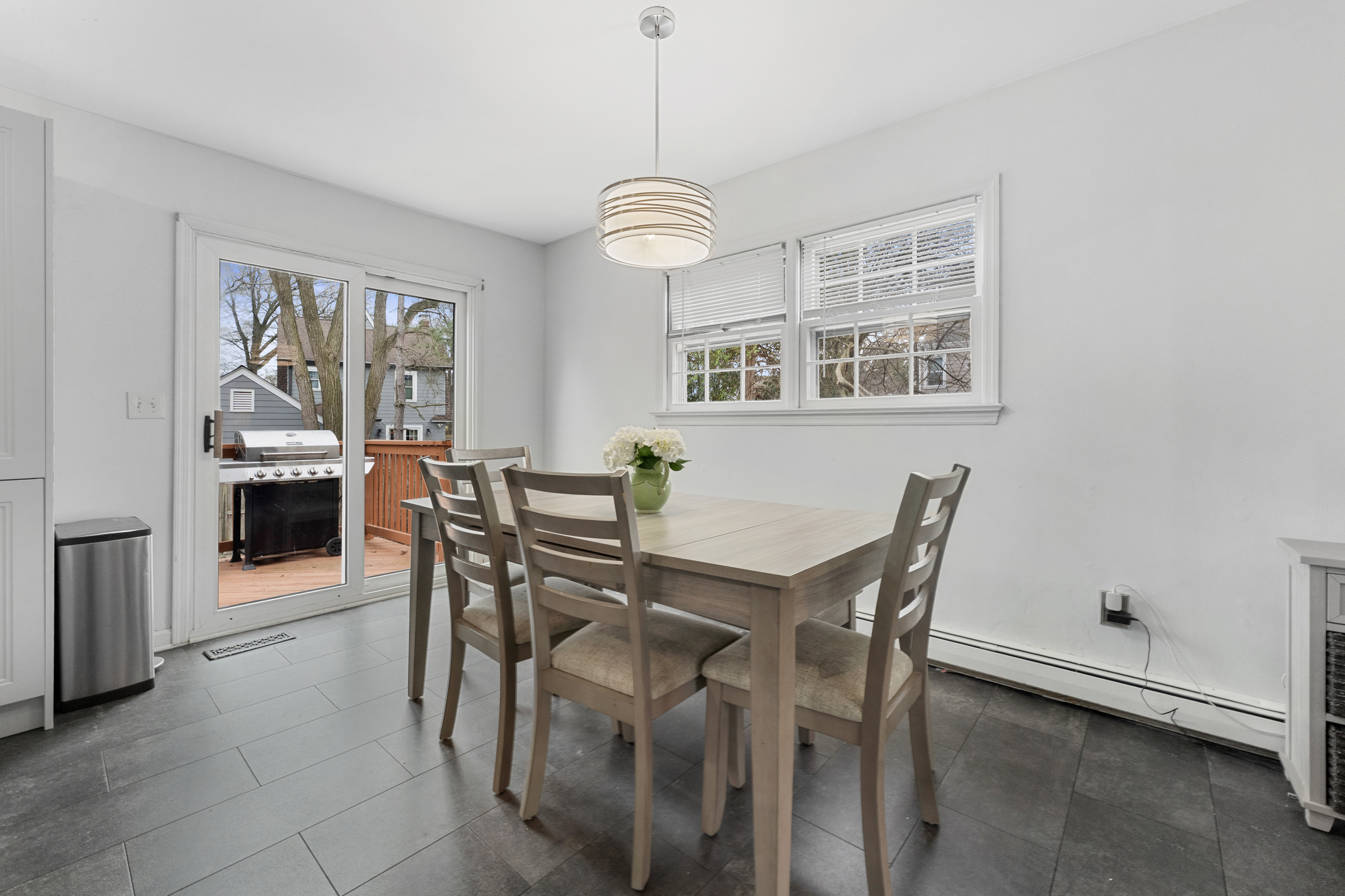  10 Maple Drive - 物件實景