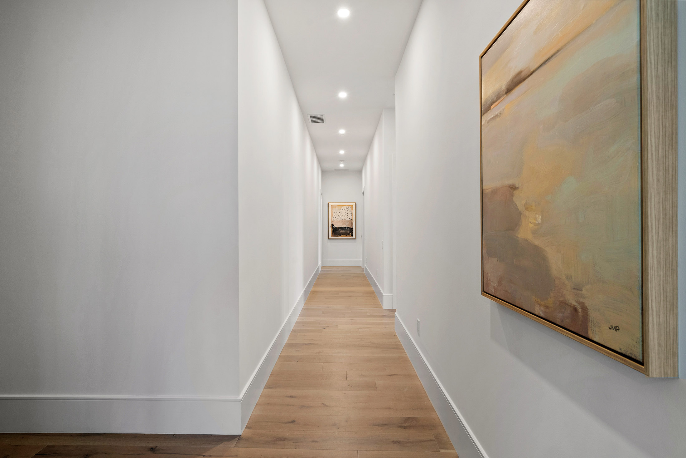  Stunning 17th Floor Corner Unit with Architectural Upgrades - 物件實景