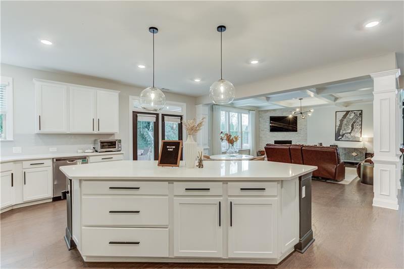 Canton, Georgia, 30115, United States, 5 Bedrooms Bedrooms, ,4 BathroomsBathrooms,Residential,For Sale,2032781