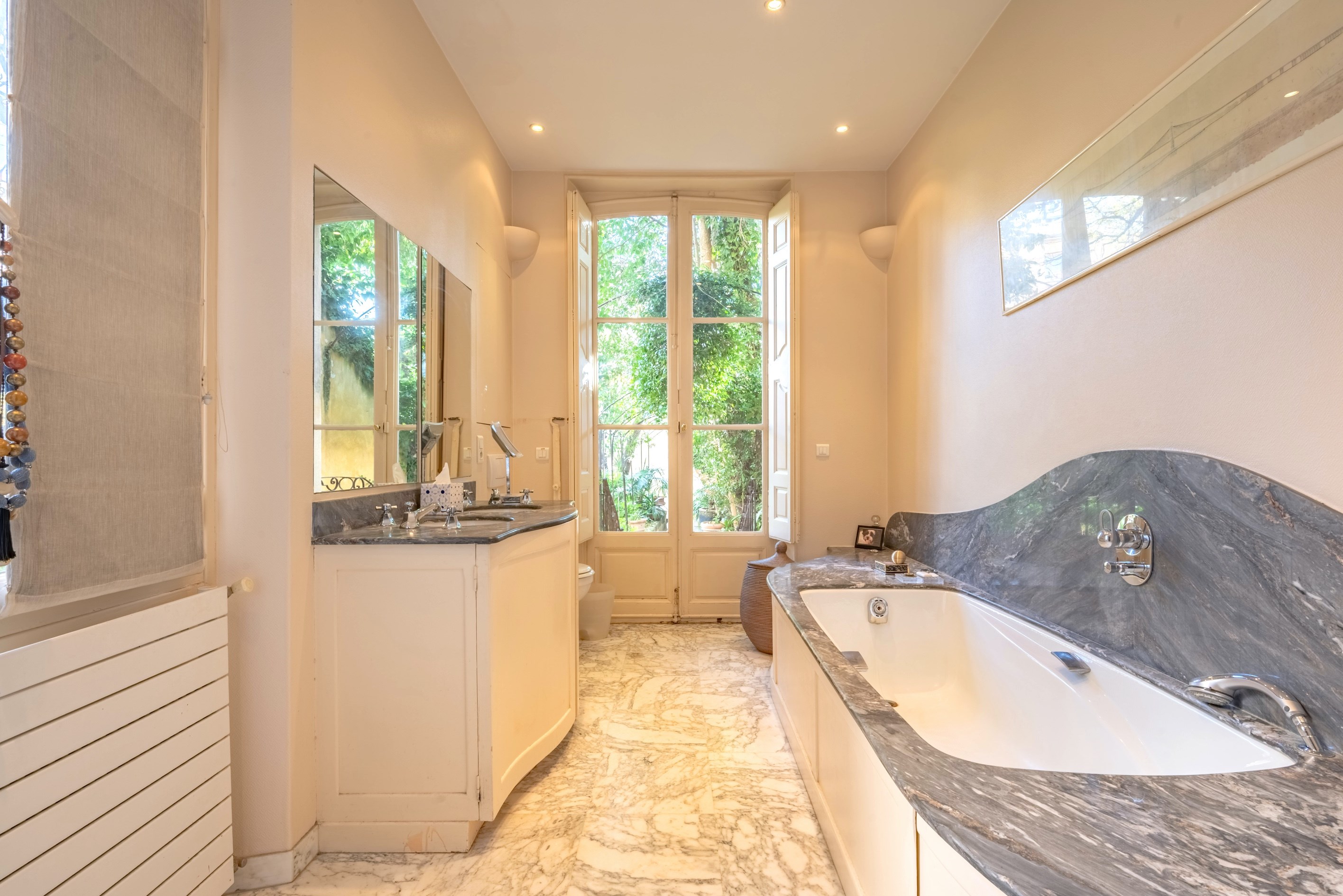  Exceptional Property in the Heart of the Mazarin District in Aix en Provence - 物件實景