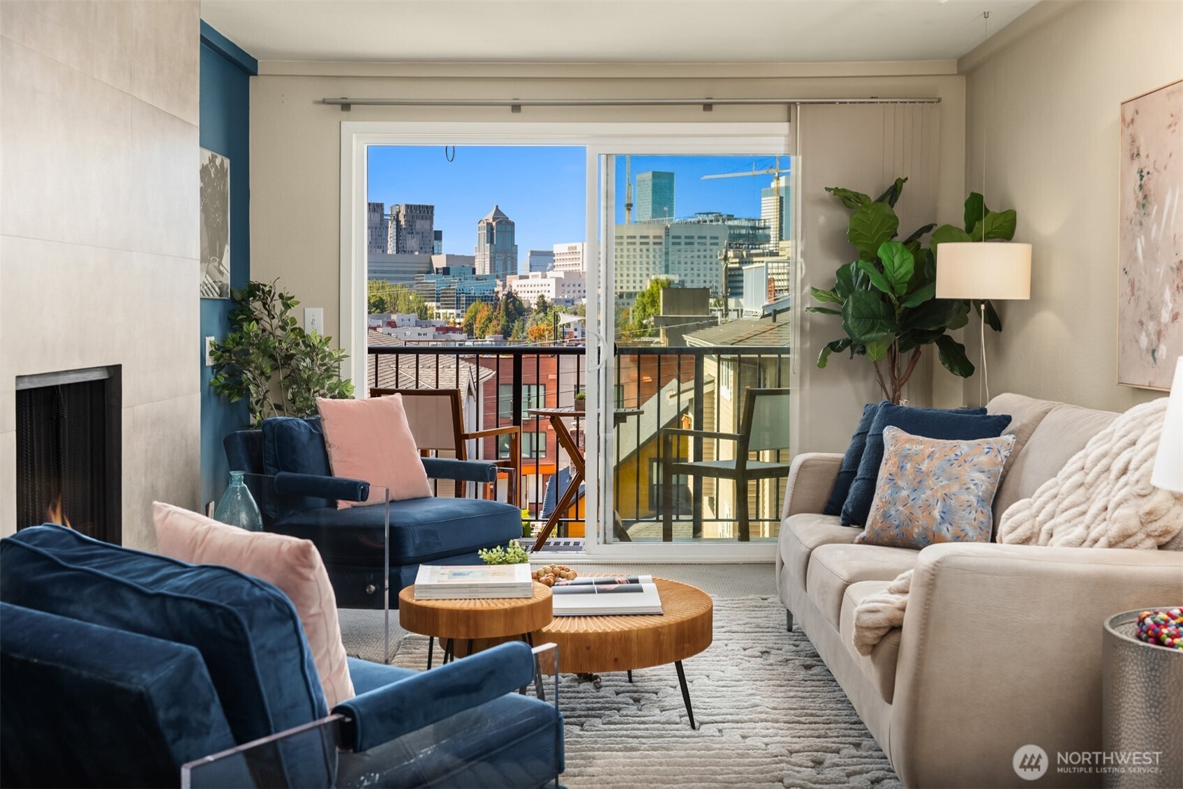 Seattle, Washington, 98122, United States, 2 Bedrooms Bedrooms, ,1 BathroomBathrooms,Residential,For Sale,1955628