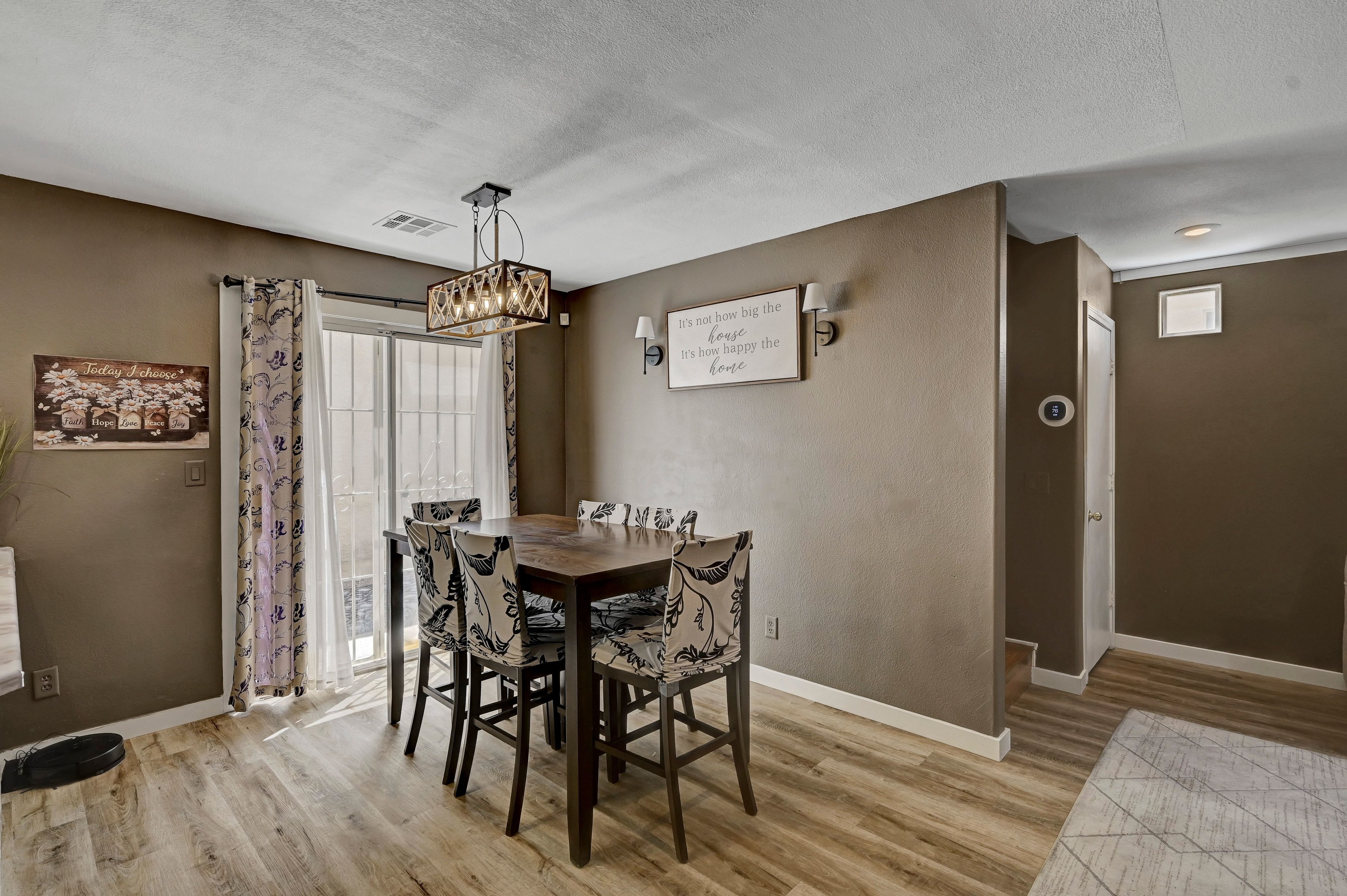  Charming Move-In Ready Home in the Heart of Silverado Ranch - 物件實景