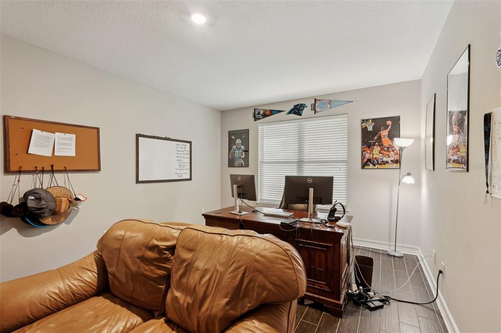 Bradenton, Florida, 34211, United States, 6 Bedrooms Bedrooms, ,4 BathroomsBathrooms,Residential,For Sale,1692676