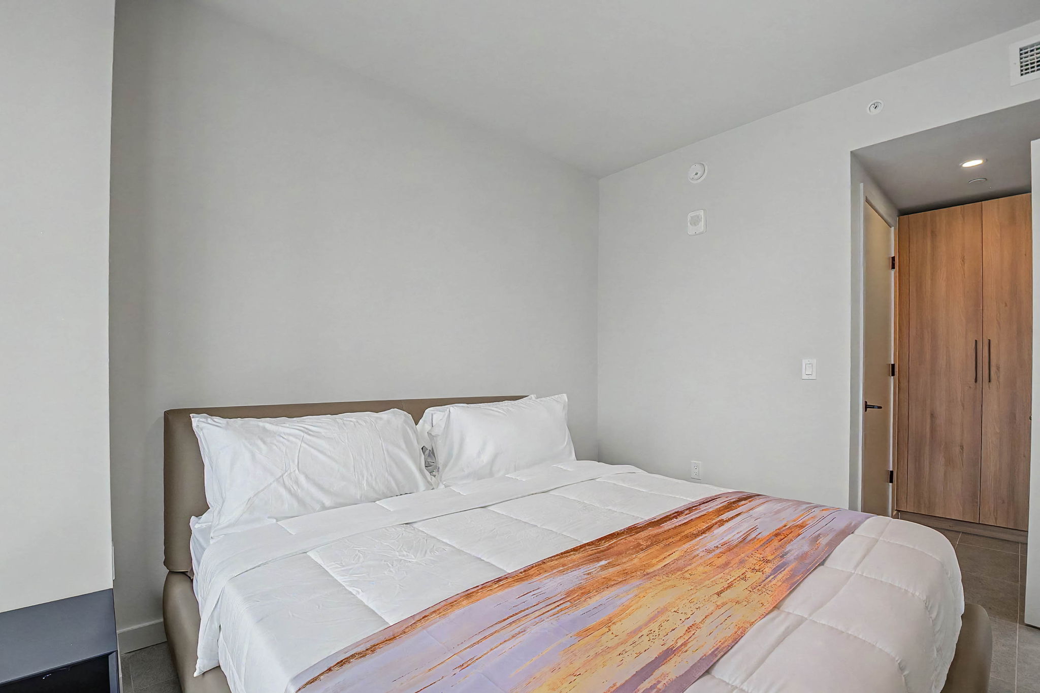  121 NE 25th St, Miami, FL, 33132 - 物件實景