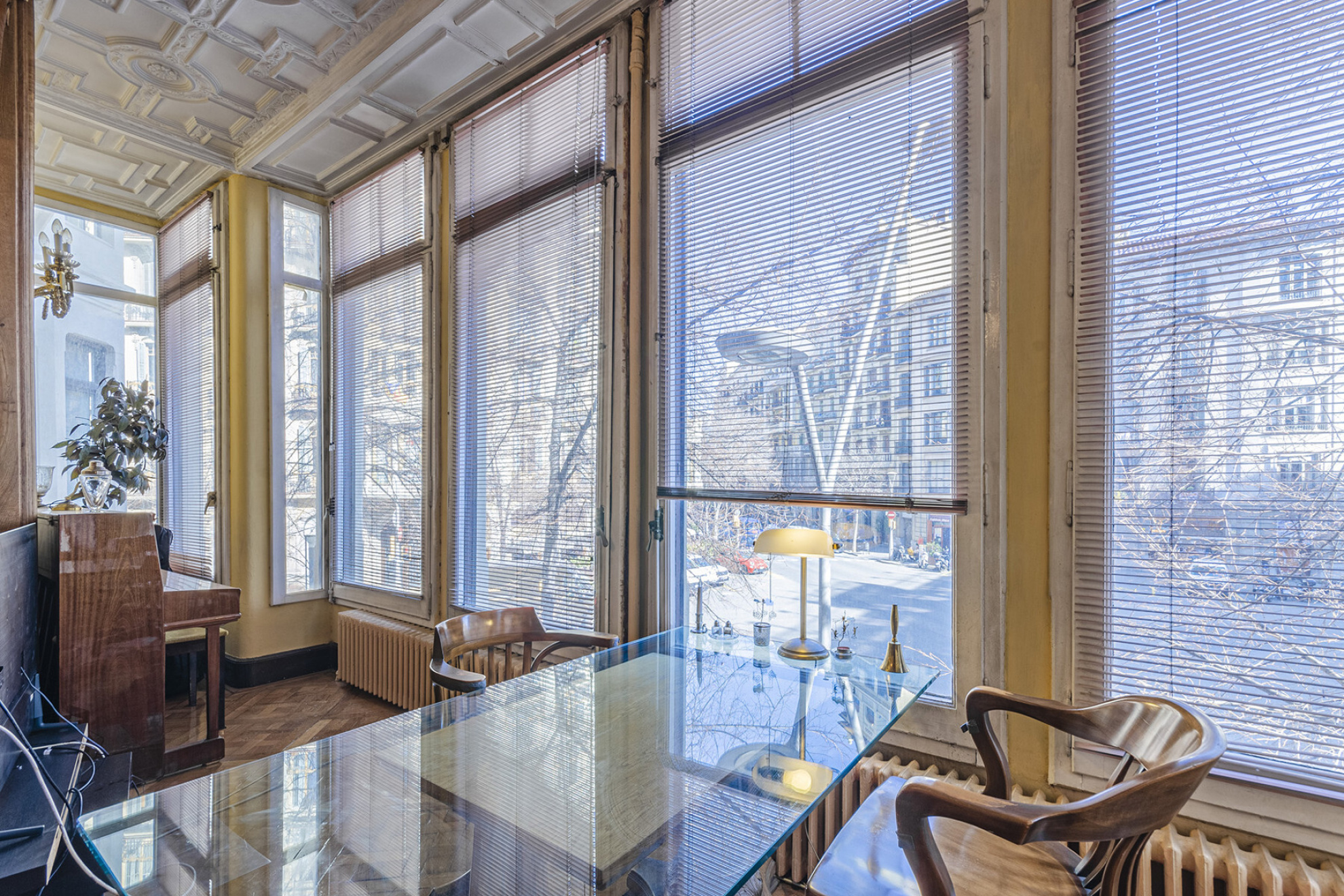  Stately main house with period details in Eixample Dret - 物件實景