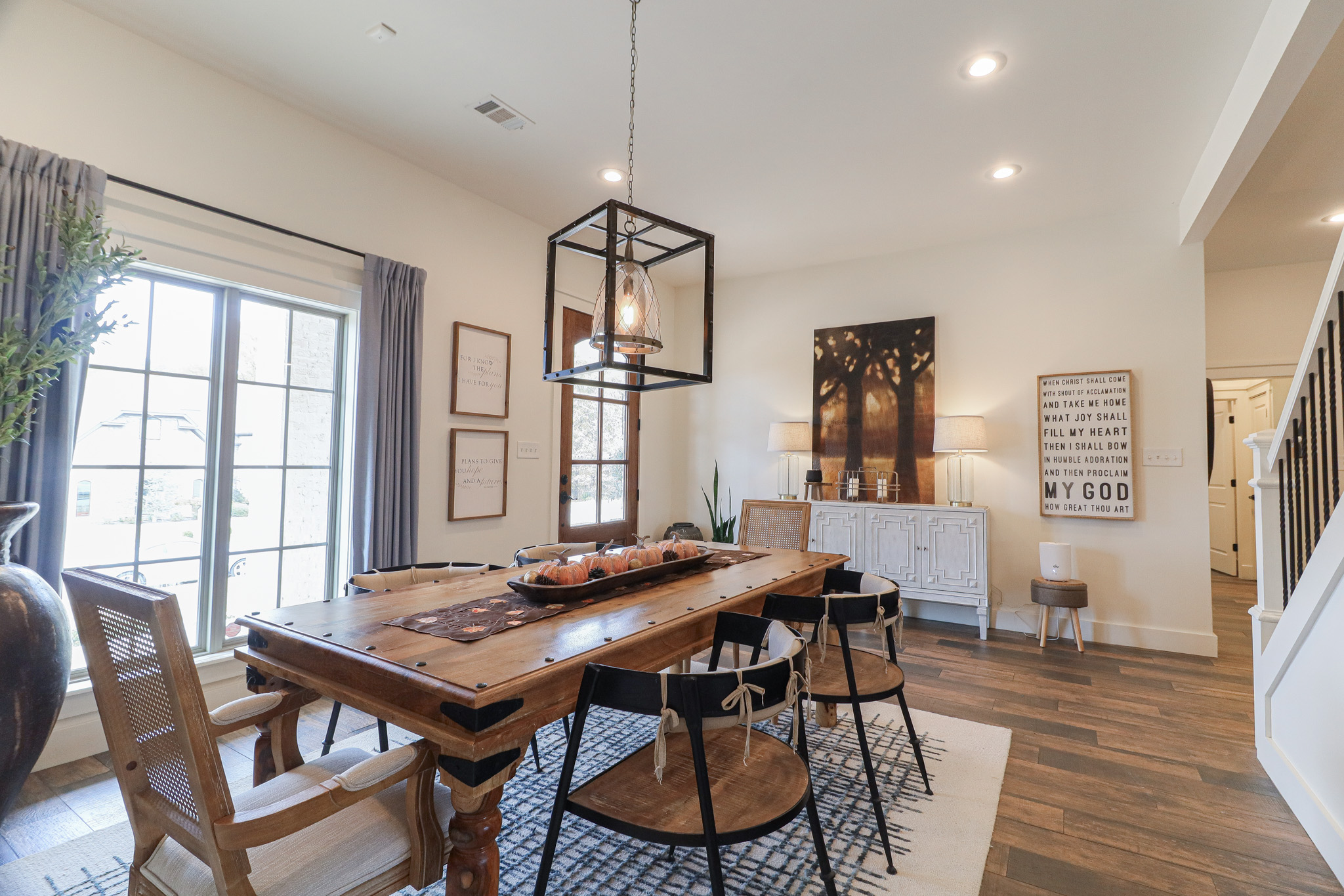 Jonesboro, Arkansas, 72404, United States, 5 Bedrooms Bedrooms, ,4 BathroomsBathrooms,Residential,For Sale,1993418