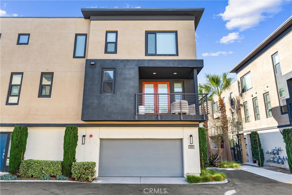 Orange, California, 92865, United States, 2 Bedrooms Bedrooms, ,3 BathroomsBathrooms,Residential,For Sale,1901000