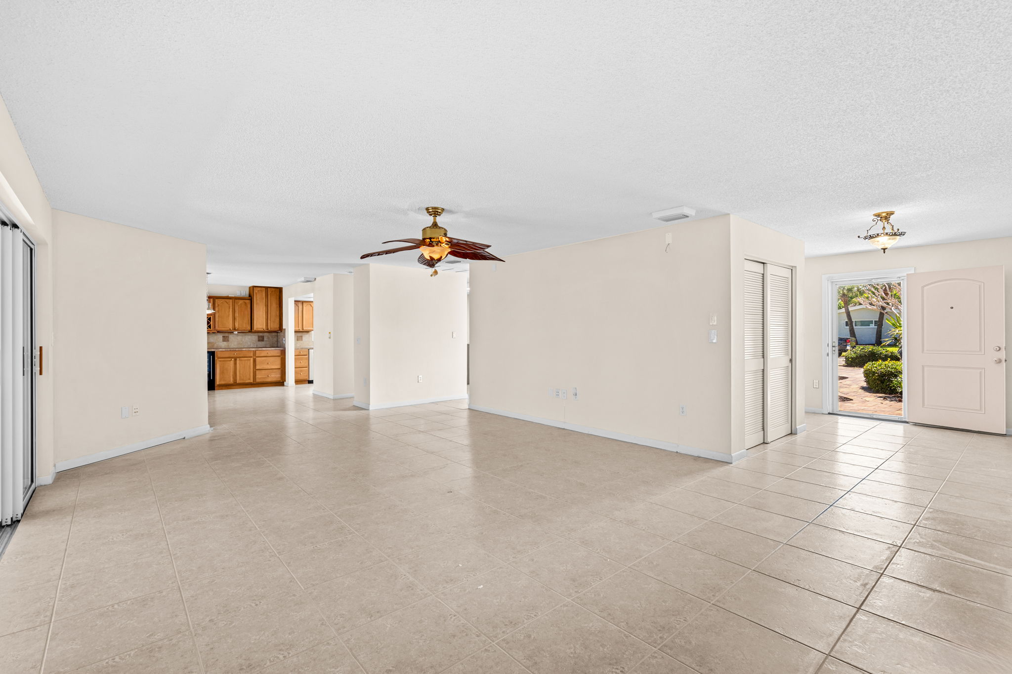  27 Westview Lane, Cocoa Beach, FL, 32931 - 物件實景