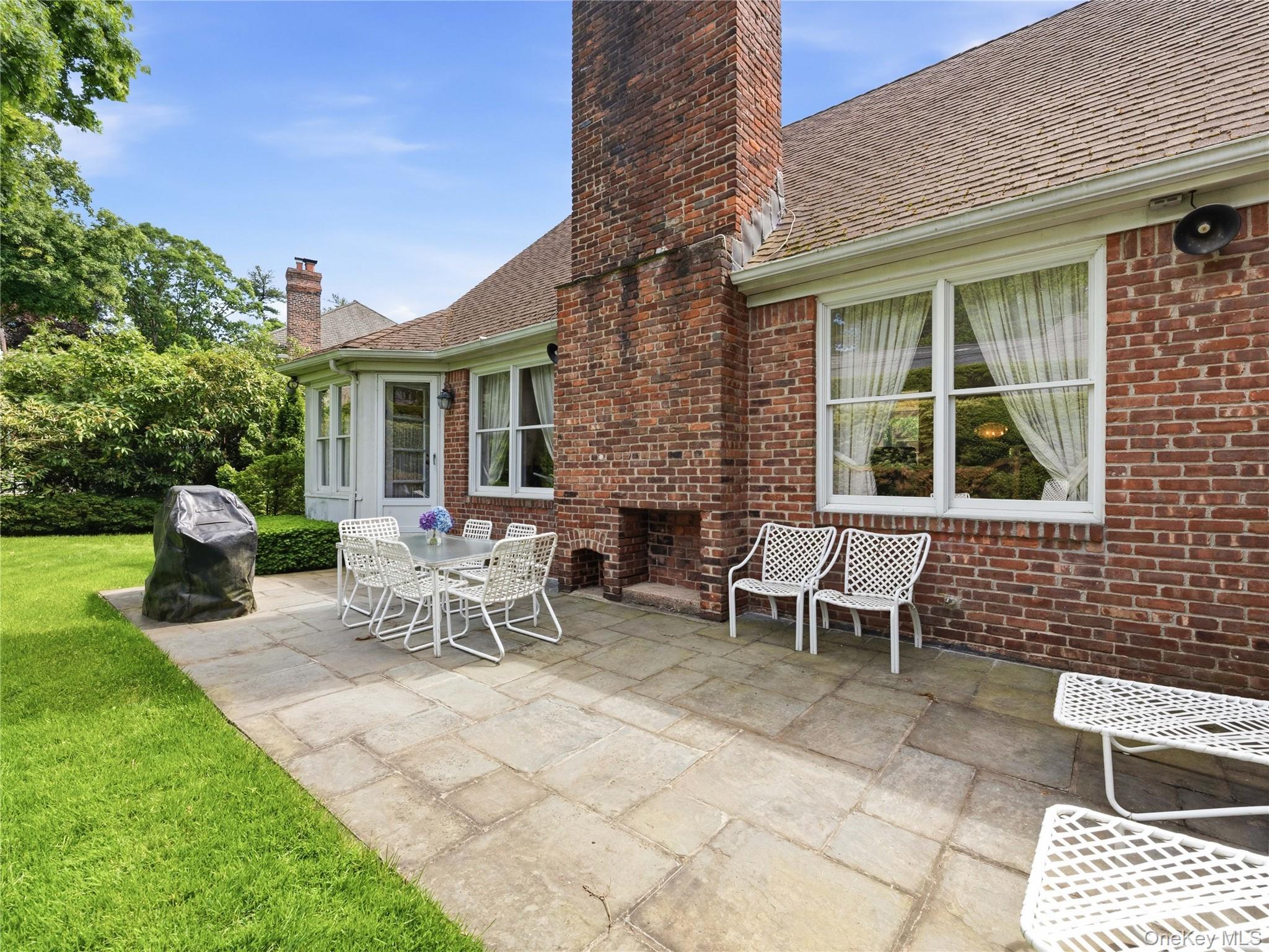  17 Glenwood Drive, Great Neck, NY, 11021 - 物件實景