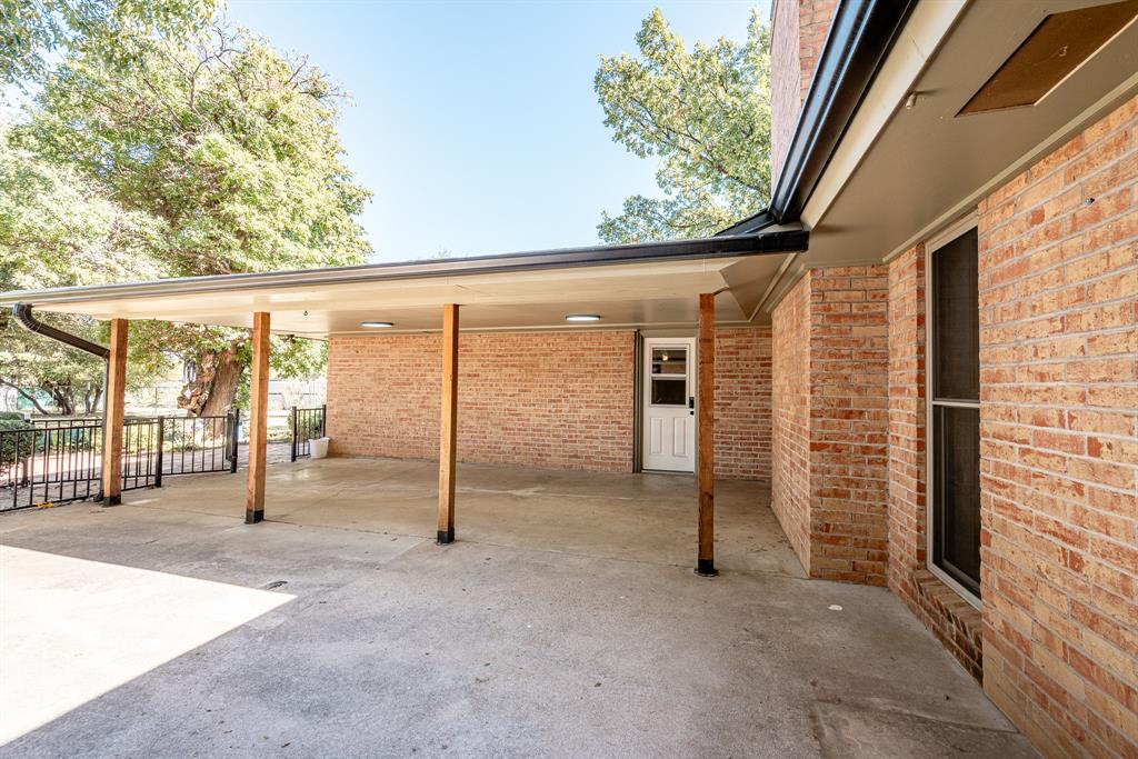 Abilene, Texas, 79606, United States, 3 Bedrooms Bedrooms, ,2 BathroomsBathrooms,Residential,For Sale,1988306