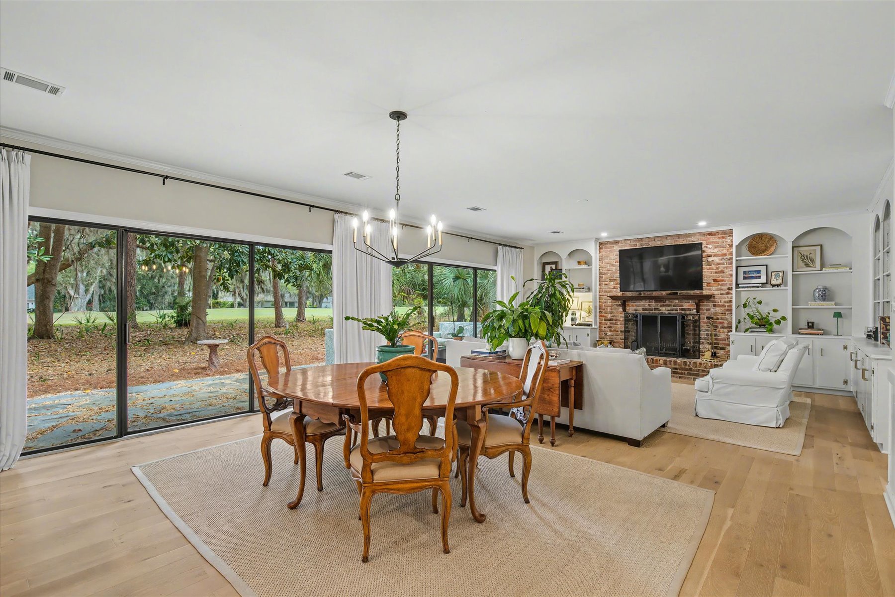  Lovely Updated Cottage in The Landings Gated Community - 物件實景