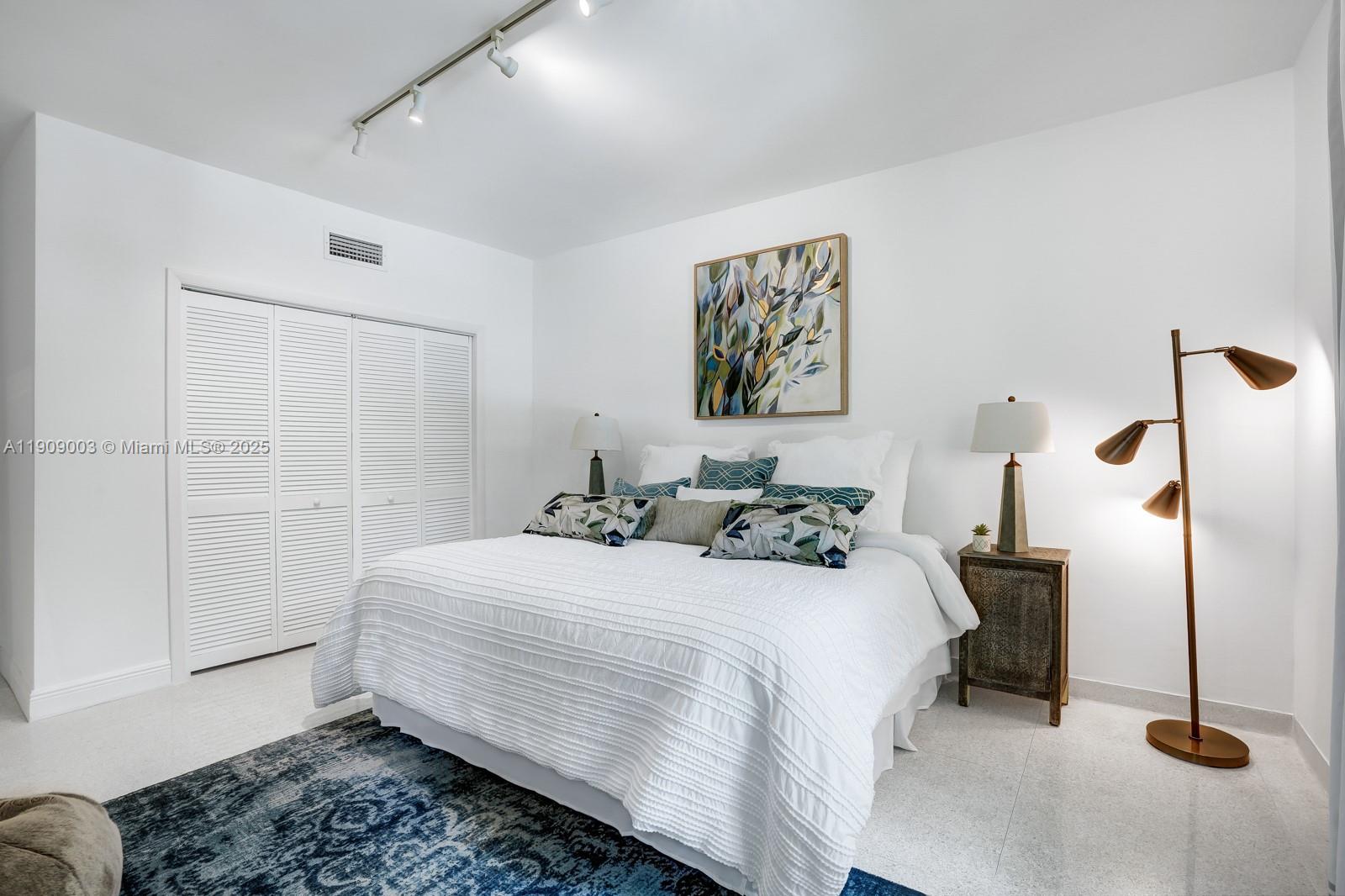 Miami, Florida, 33137, United States, 5 Bedrooms Bedrooms, ,5 BathroomsBathrooms,Residential,For Sale,1987585