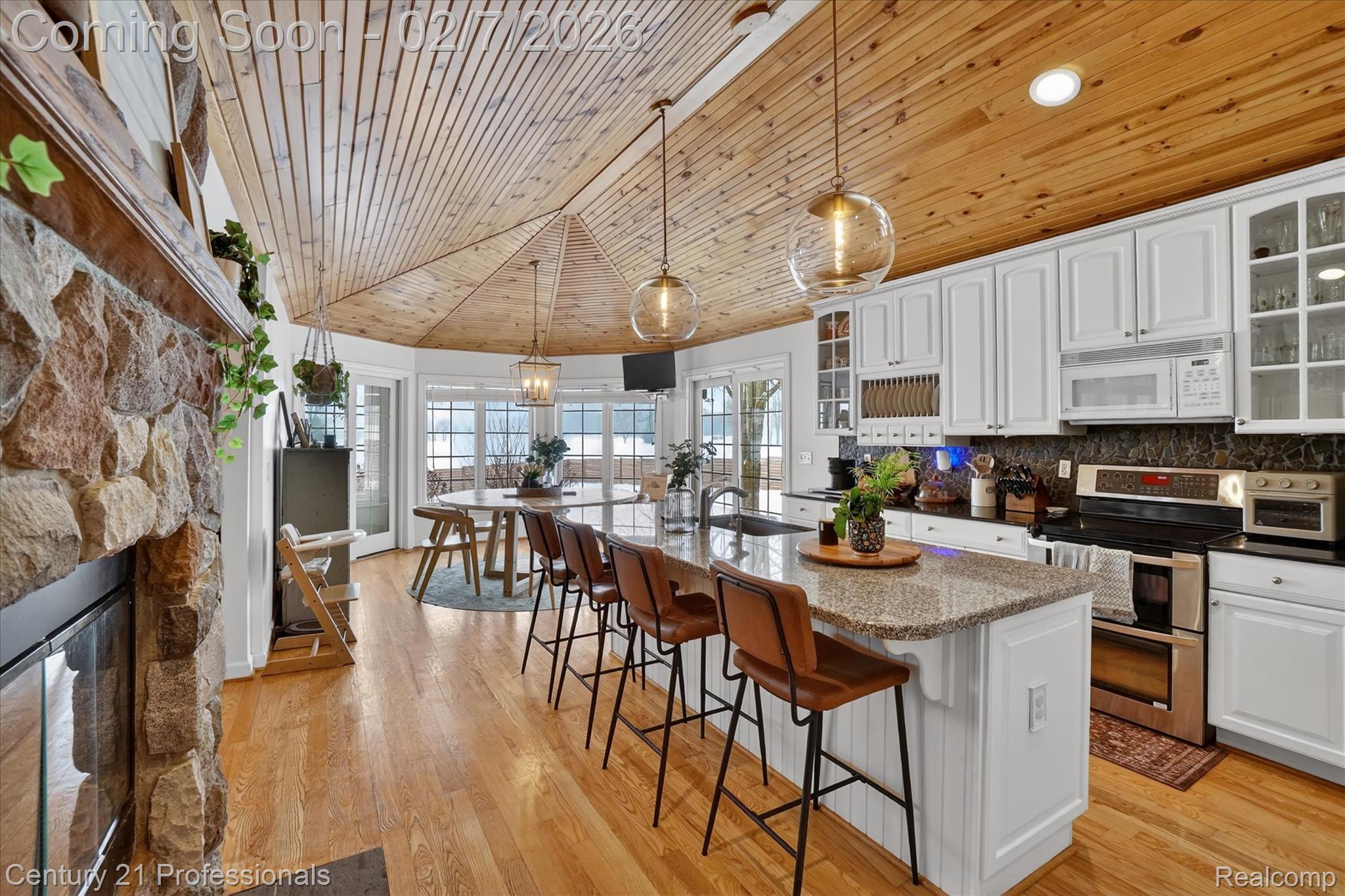 NewHudson, Michigan, 48165, United States, 3 Bedrooms Bedrooms, ,2 BathroomsBathrooms,Residential,For Sale,2014527