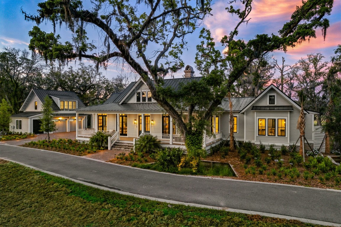 Fernandina Beach, Florida, 32034, United States, 5 Bedrooms Bedrooms, ,4 BathroomsBathrooms,Residential,For Sale,1983065