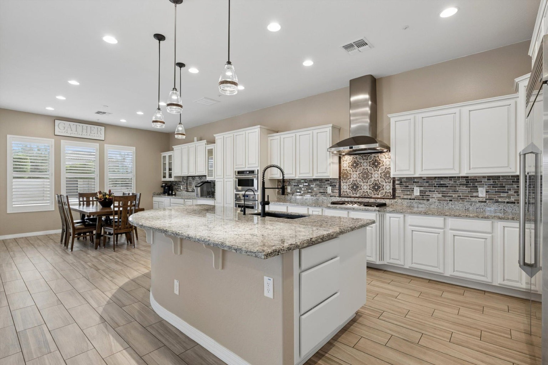  7551 W Saguaro Park Lane  Peoria, AZ - 物件實景
