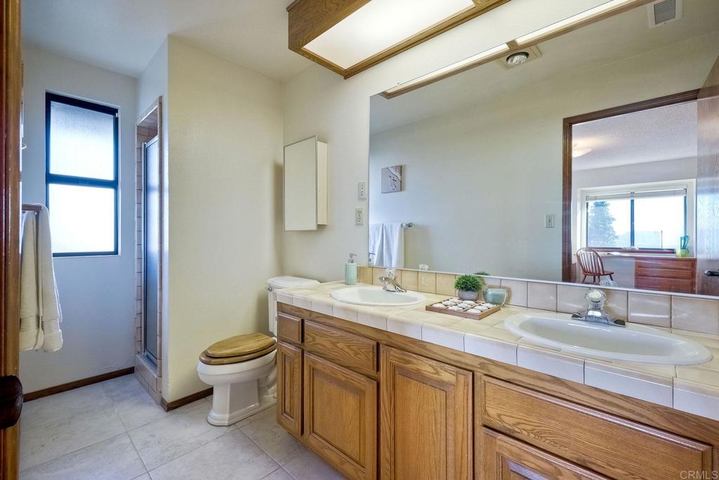 576 Camino De La Cima, San Marcos, California, 92078, United States, 5 Bedrooms Bedrooms, ,4 BathroomsBathrooms,Residential,For Sale,576 Camino De La Cima,1622114