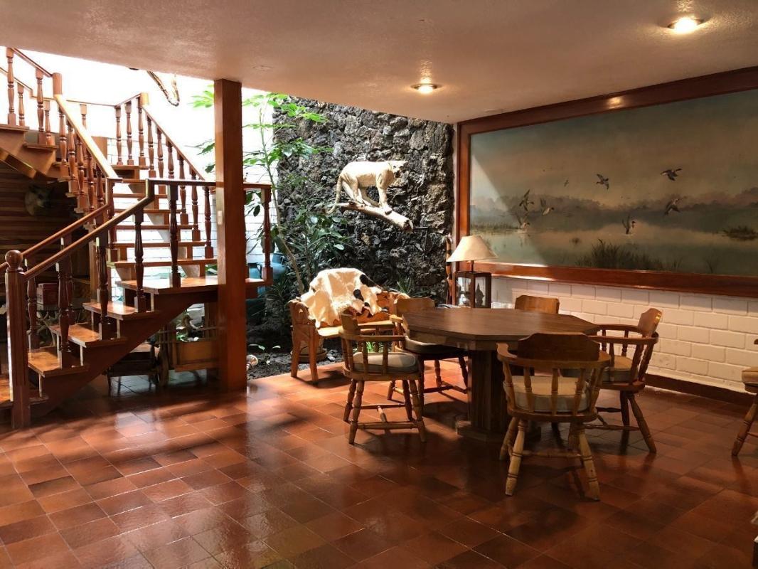 Bosques de Moctezuma, Huixquilucan, Estado de México, 52784, Mexico, 4 Bedrooms Bedrooms, ,8 BathroomsBathrooms,Residential,For Sale,Bosques de Moctezuma,1621931
