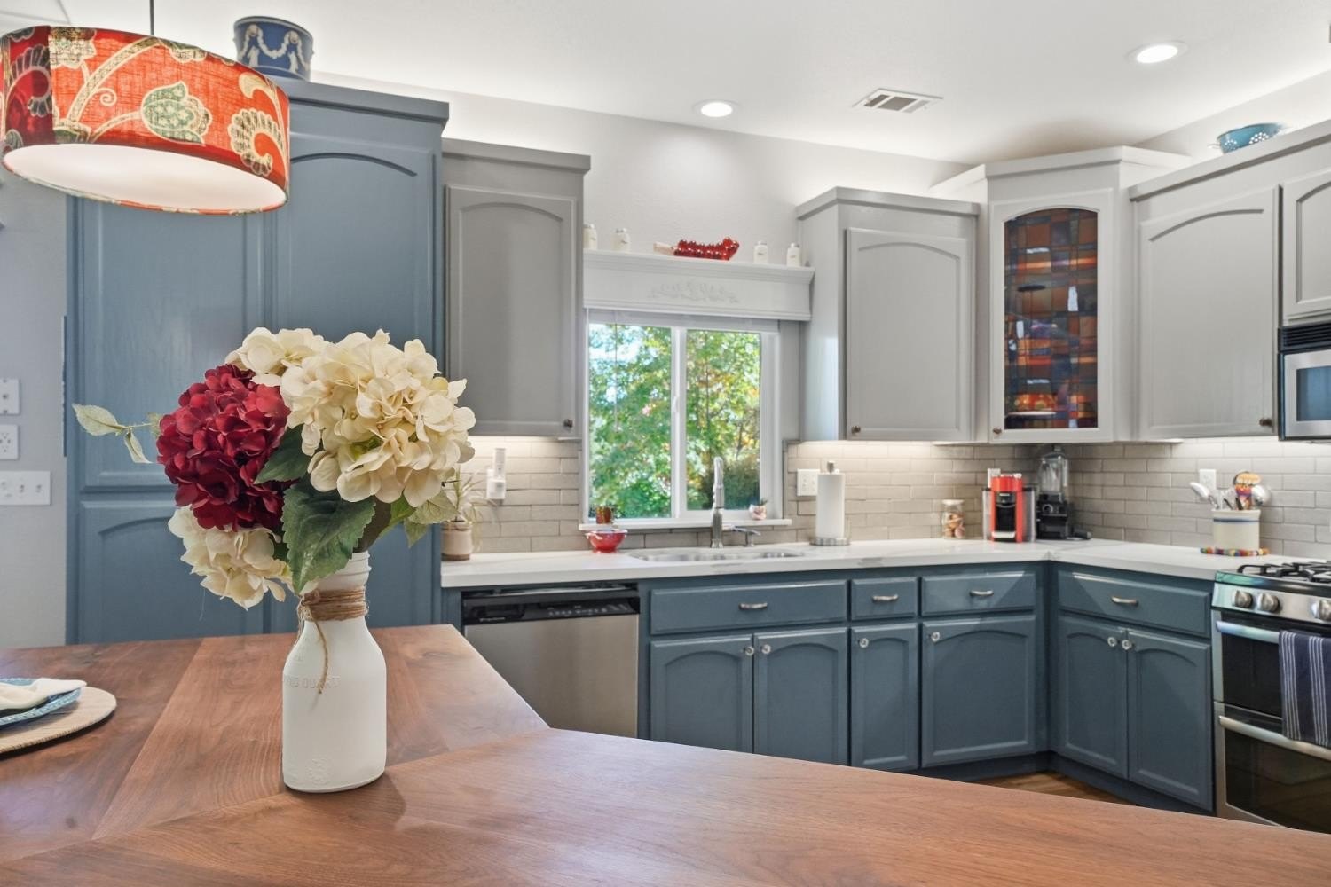 Valley Springs, California, 95252, United States, 3 Bedrooms Bedrooms, ,2 BathroomsBathrooms,Residential,For Sale,1981234