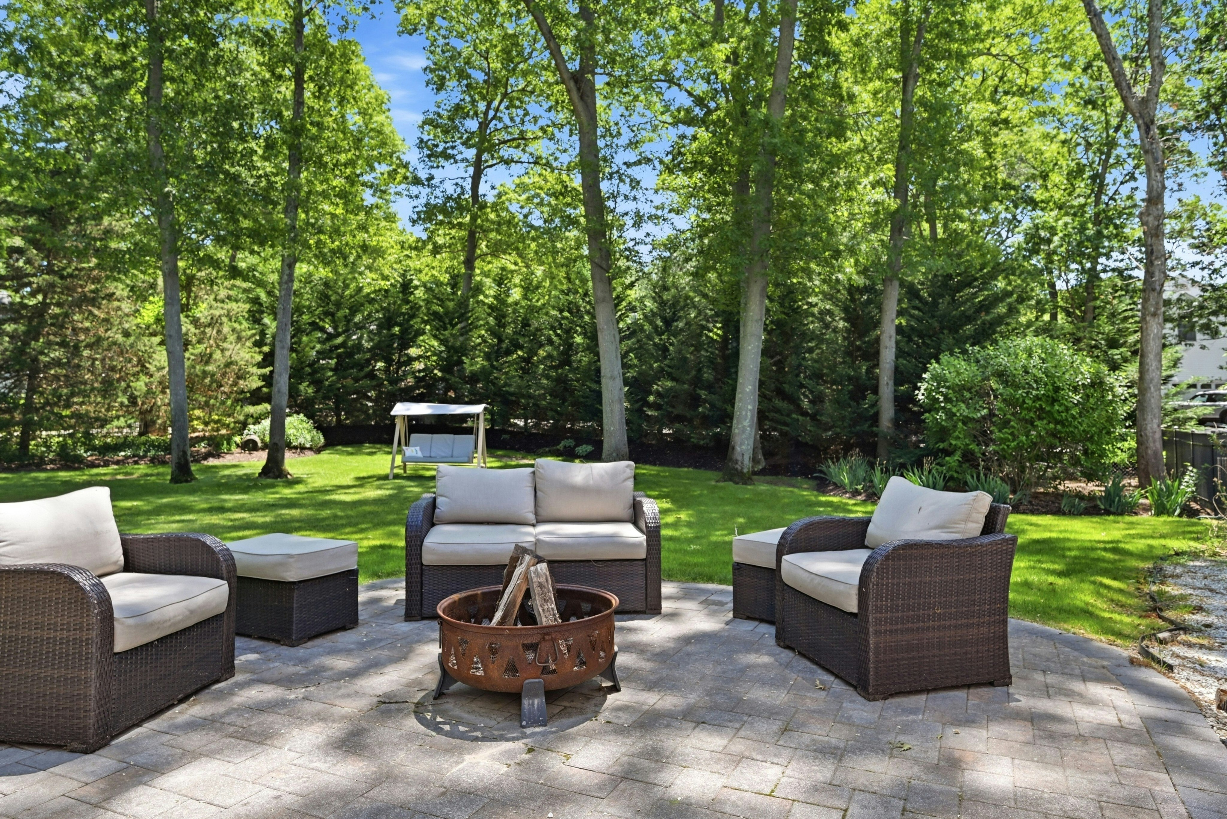  21 Tallmadge Trail, Miller Place, NY, 11764 - 物件實景