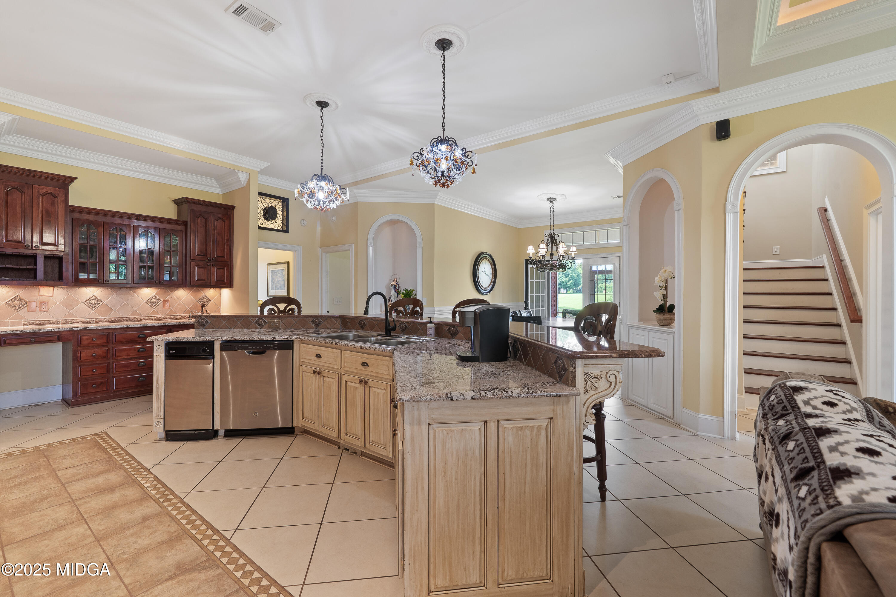 Macon, Georgia, 31220, United States, 5 Bedrooms Bedrooms, ,5 BathroomsBathrooms,Residential,For Sale,1850155