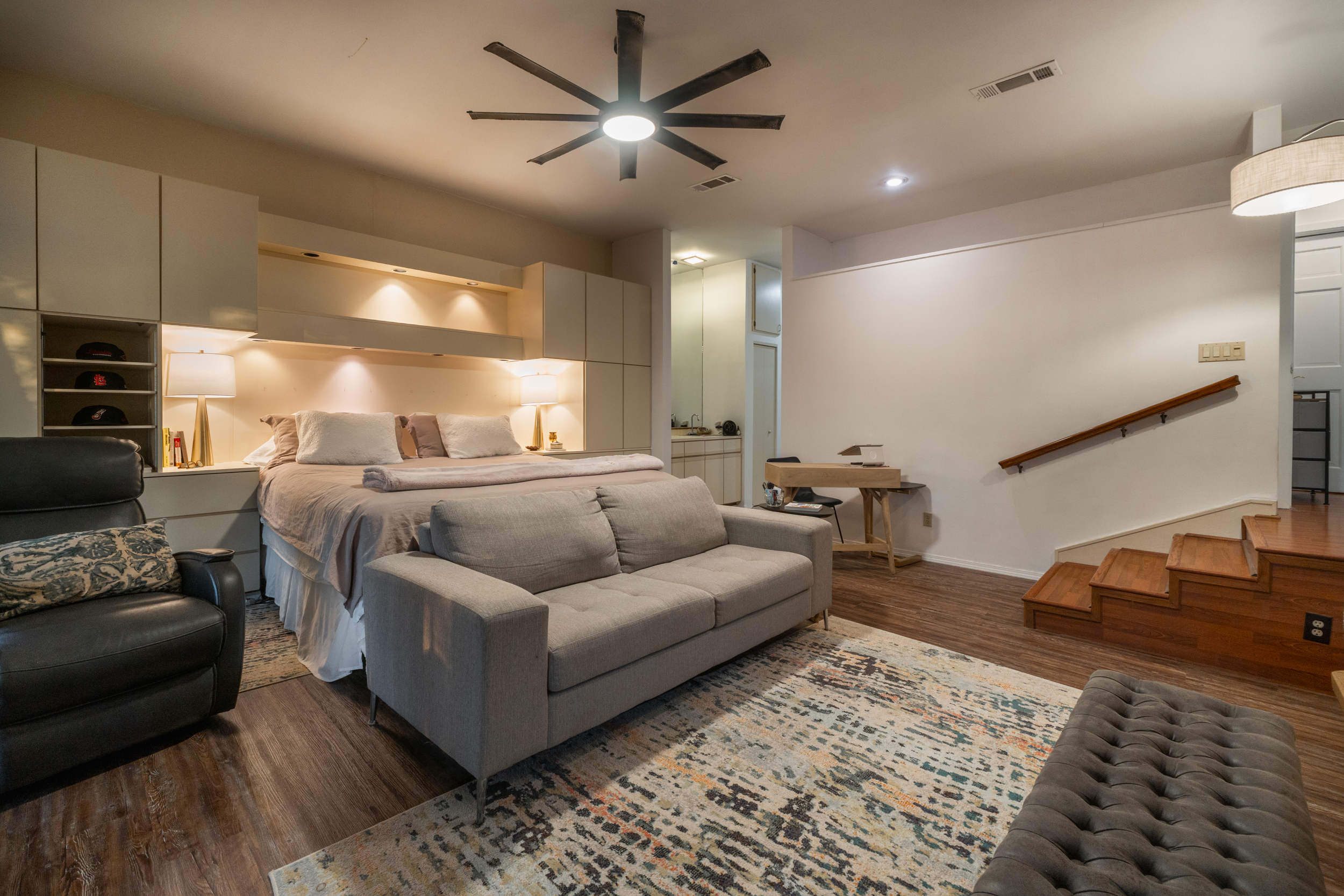 Clarksville, Arkansas, 72830, United States, 5 Bedrooms Bedrooms, ,5 BathroomsBathrooms,Residential,For Sale,1975281