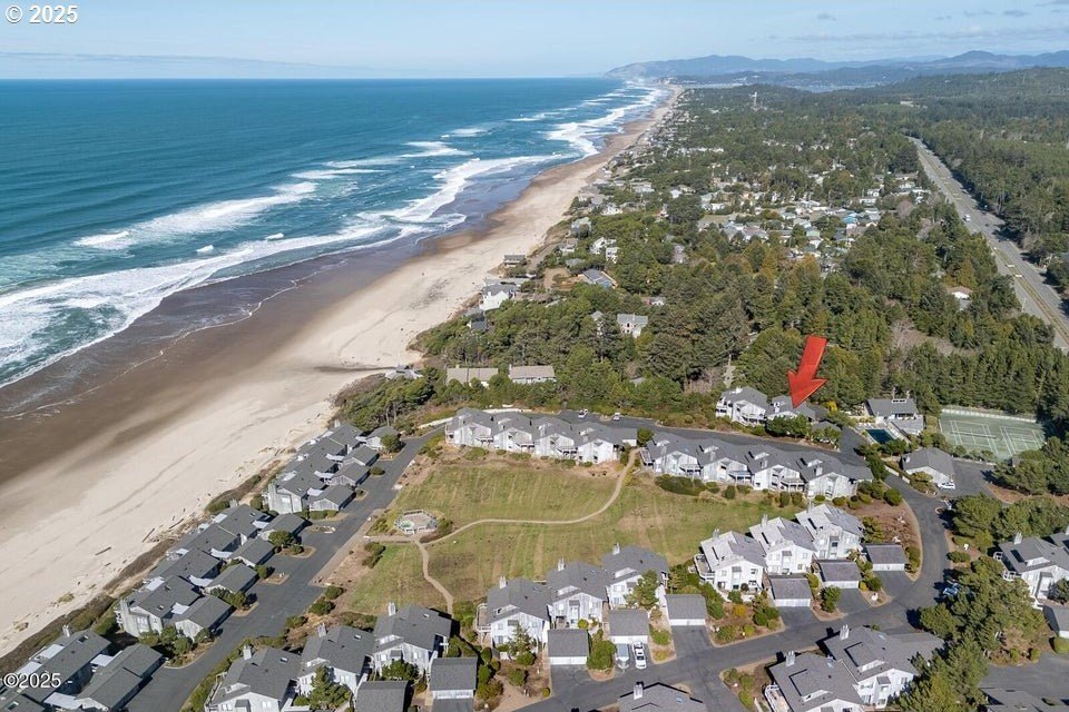 Depoe Bay, Oregon, 97341, United States, 2 Bedrooms Bedrooms, ,2 BathroomsBathrooms,Residential,For Sale,1988210