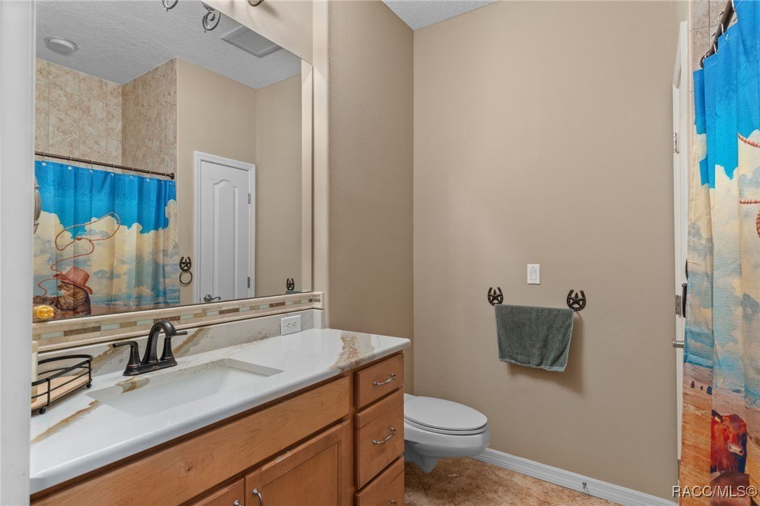 Crystal River, Florida, 34428, United States, 4 Bedrooms Bedrooms, ,4 BathroomsBathrooms,Residential,For Sale,1983688