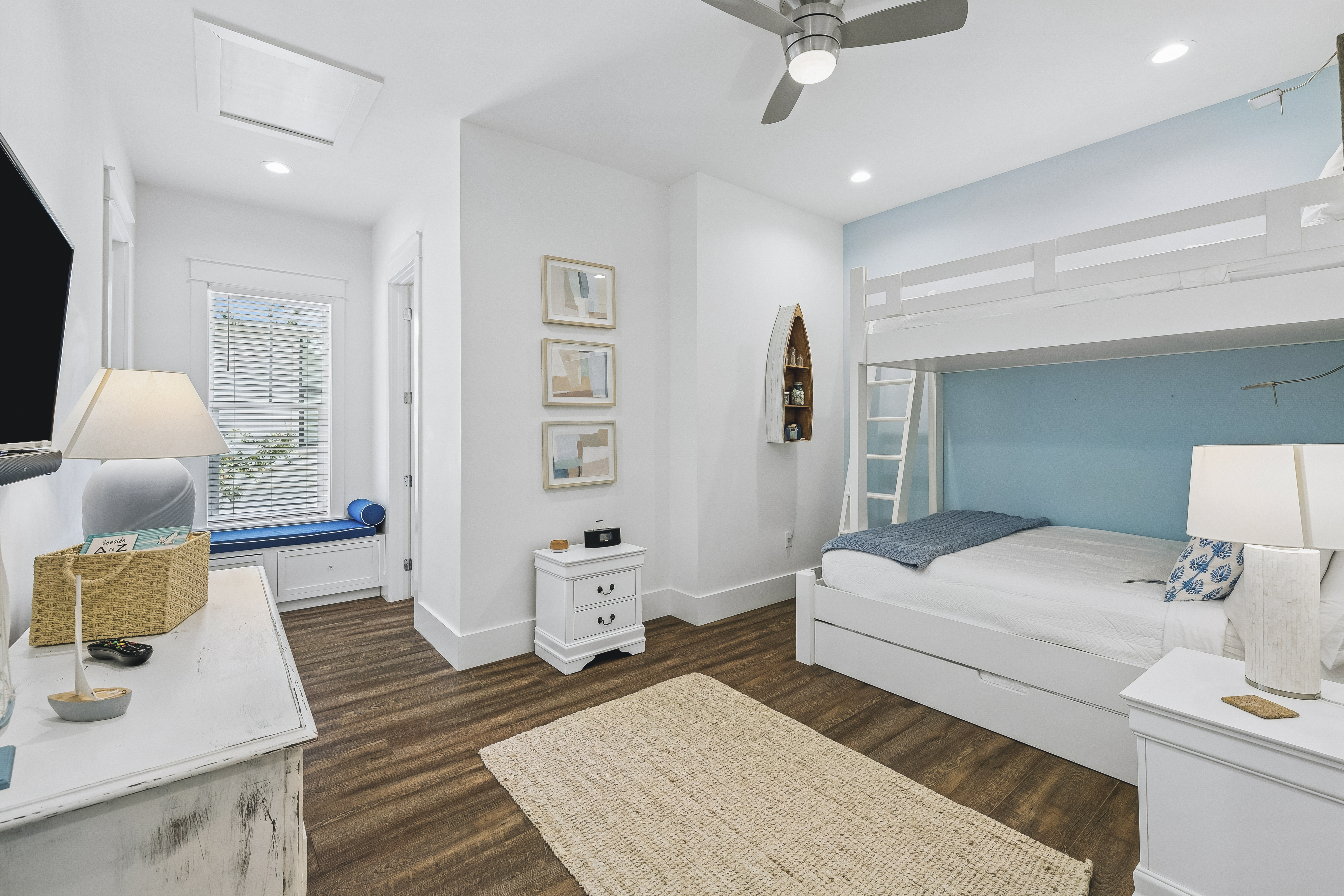 Coastal Residence With Modern Comforts Moments From 30A - 物件實景