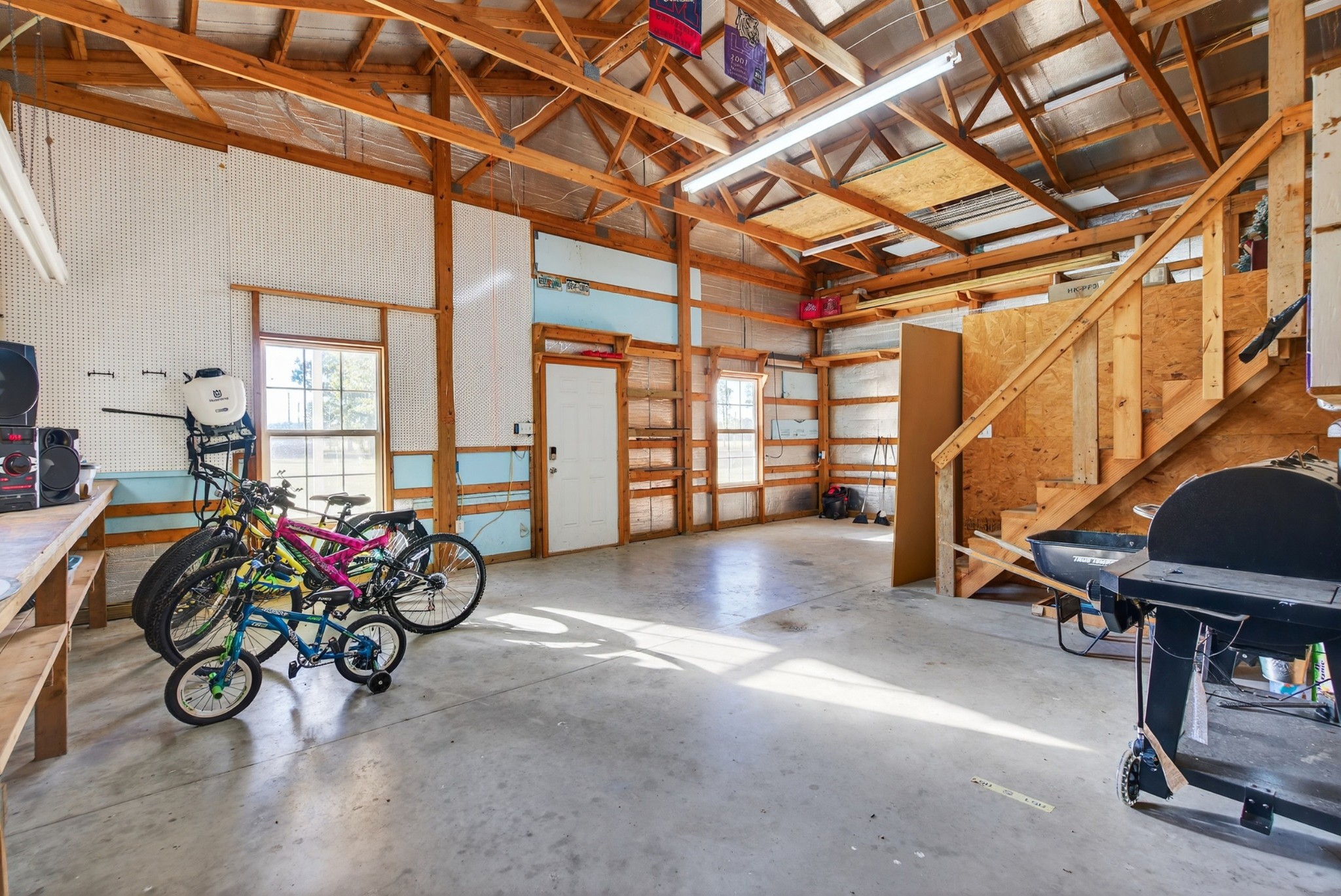 Puryear, Tennessee, 38251, United States, 4 Bedrooms Bedrooms, ,4 BathroomsBathrooms,Residential,For Sale,1981229