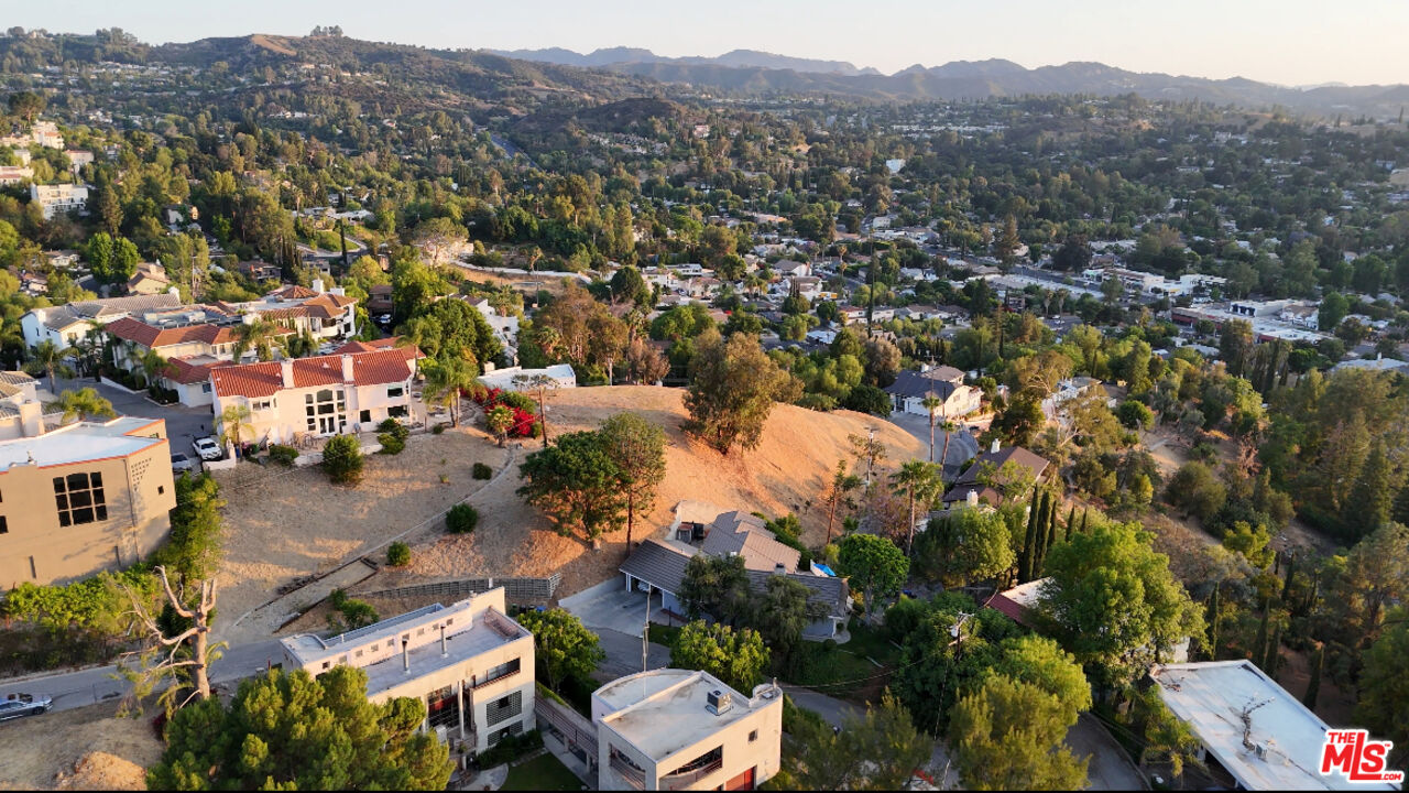 Woodland Hills, California, 91364, United States, ,Land,For Sale,1876218