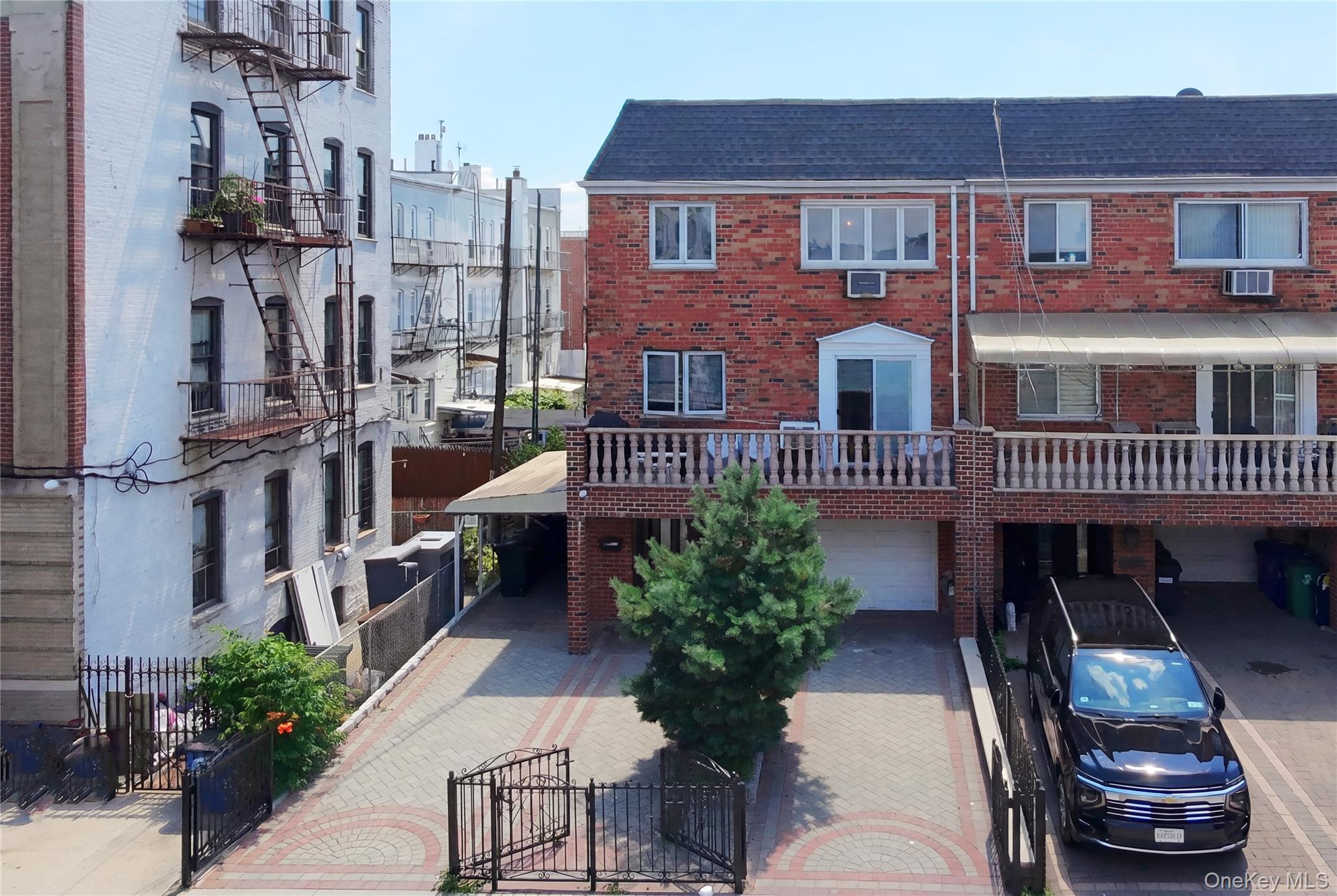  2511 44th Street, Astoria, NY, 11103 - 物件實景