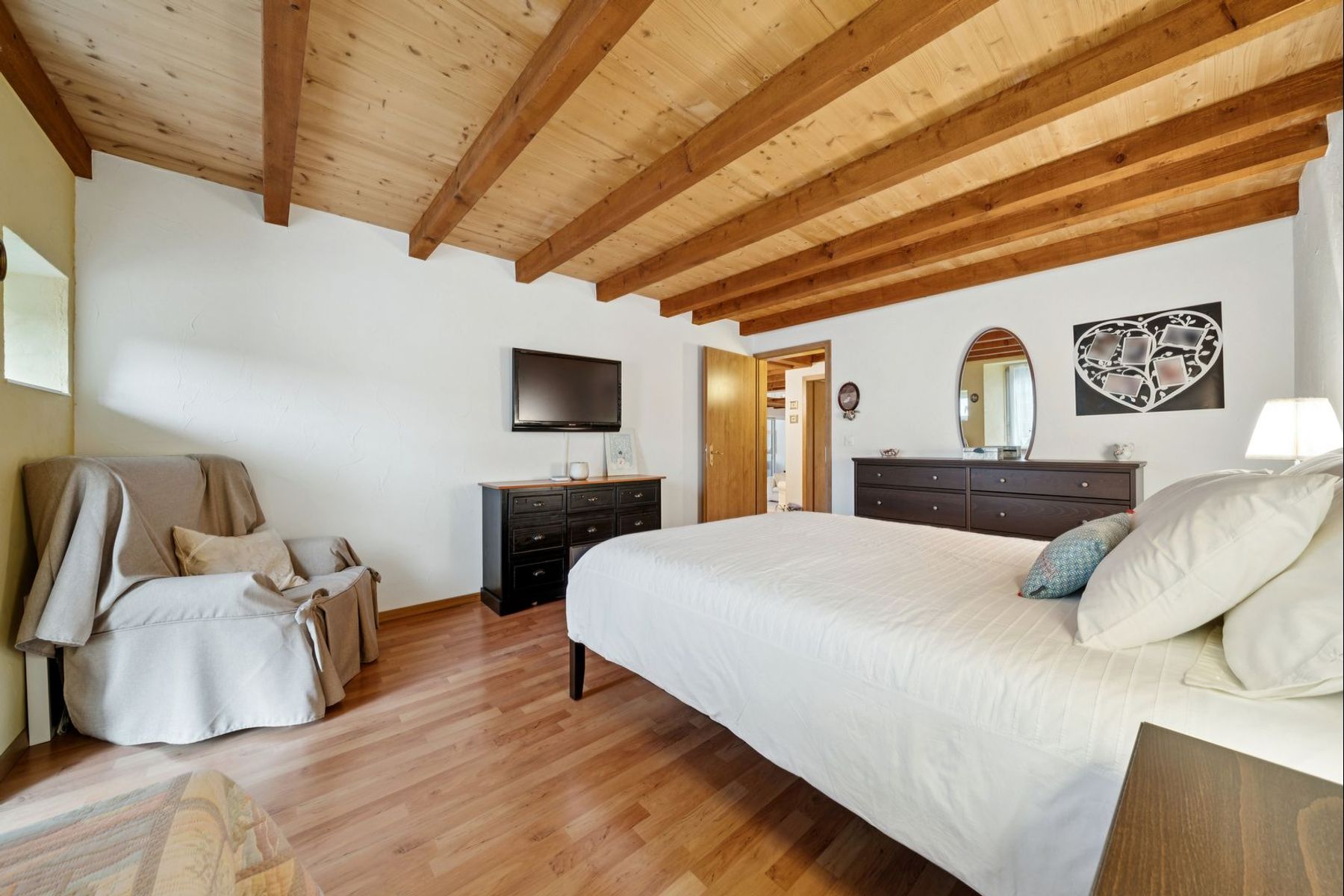  Spacious 4.5-room apartment with loggia in Champagne - 物件實景