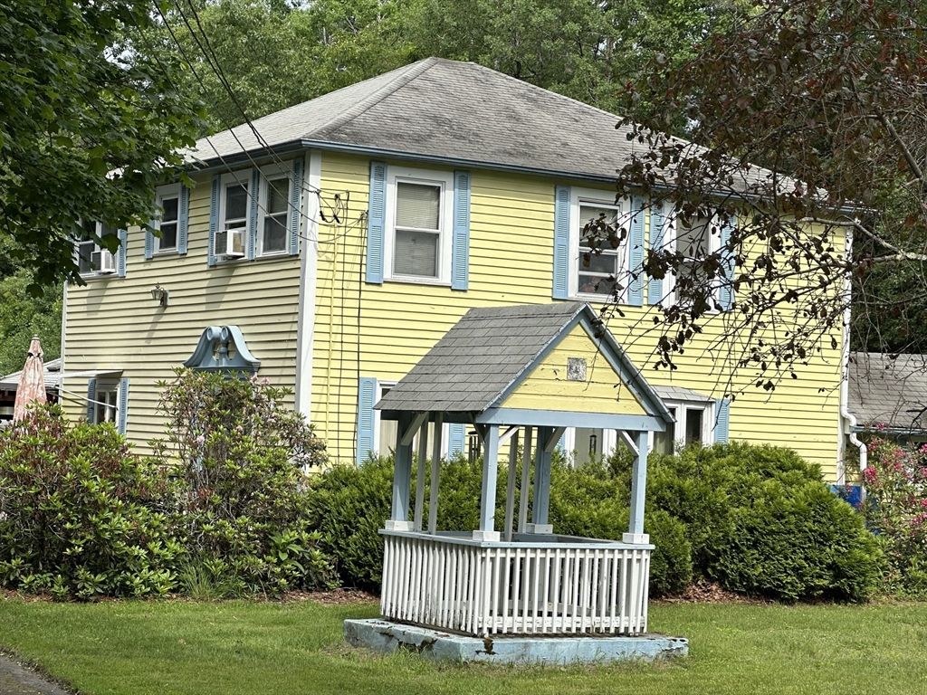Orange, Massachusetts, 01364, United States, 7 Bedrooms Bedrooms, ,5 BathroomsBathrooms,Residential,For Sale,1940980