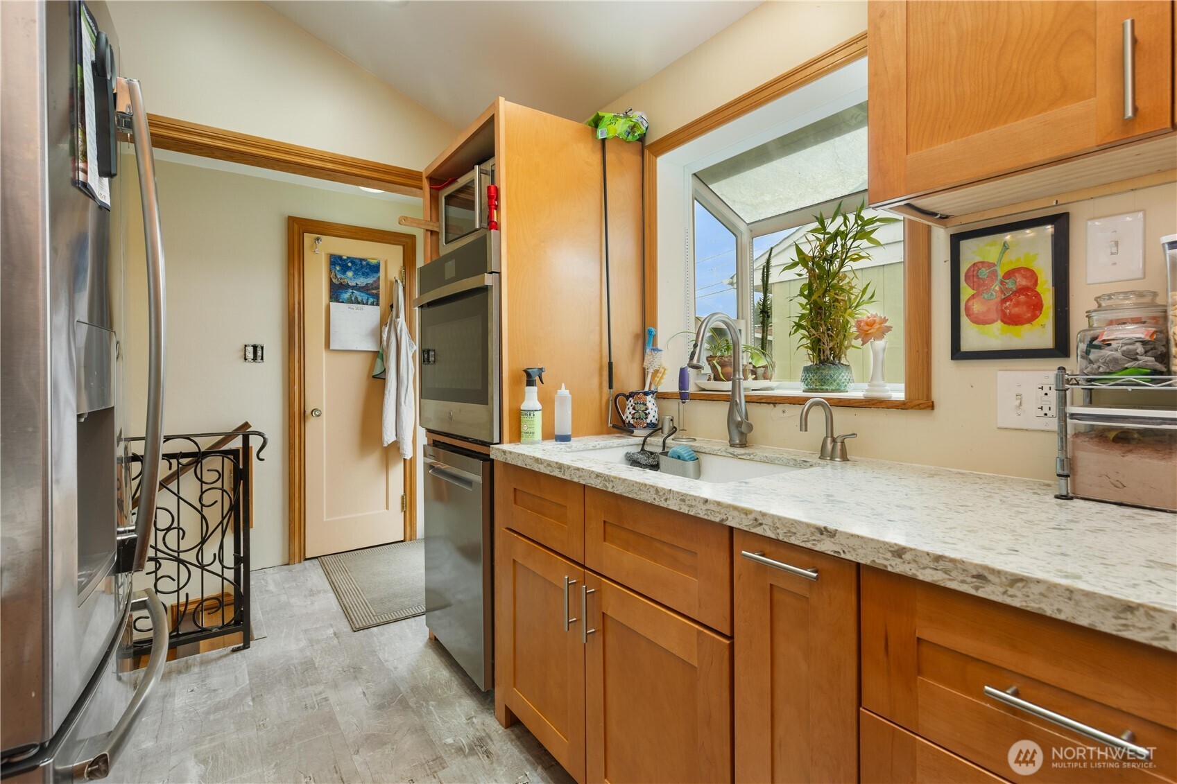 Seattle, Washington, 98126, United States, 4 Bedrooms Bedrooms, ,1 BathroomBathrooms,Residential,For Sale,1810627