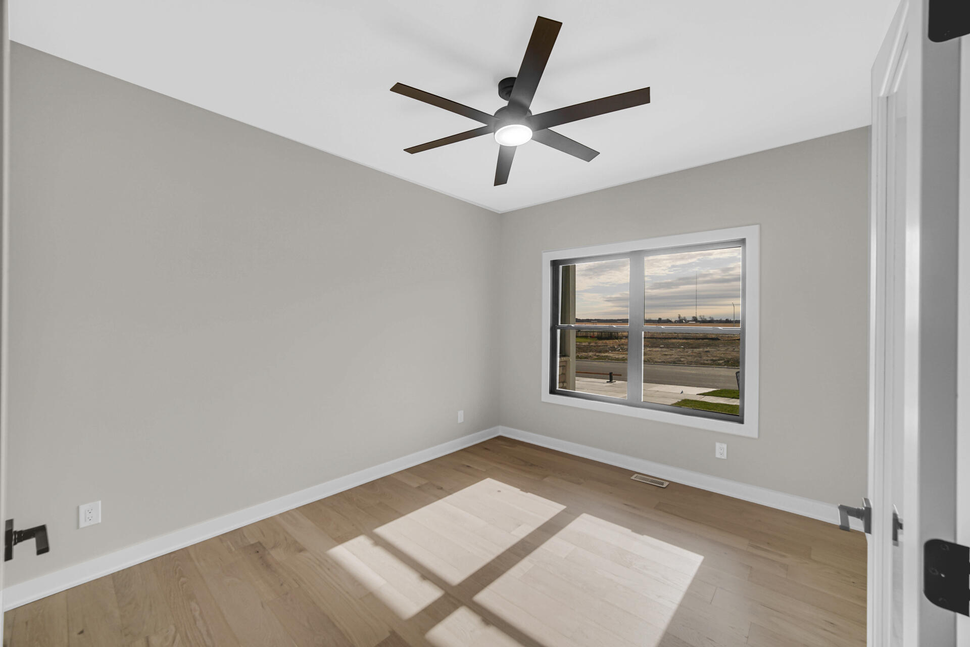 Cedar Lake, Indiana, 46303, United States, 5 Bedrooms Bedrooms, ,4 BathroomsBathrooms,Residential,For Sale,2006156