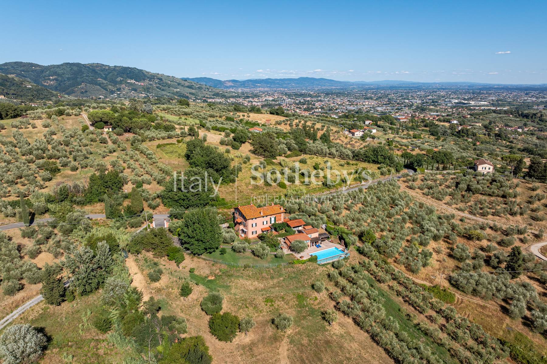  Elegant tuscan country home with panoramic hill views - 物件實景