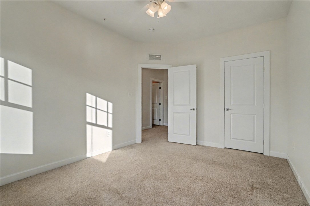 Marshall, Pennsylvania, 16046, United States, 4 Bedrooms Bedrooms, ,4 BathroomsBathrooms,Residential,For Sale,1998104