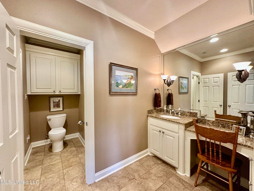 Clinton, Mississippi, 39056, United States, 5 Bedrooms Bedrooms, ,3 BathroomsBathrooms,Residential,For Sale,1904228
