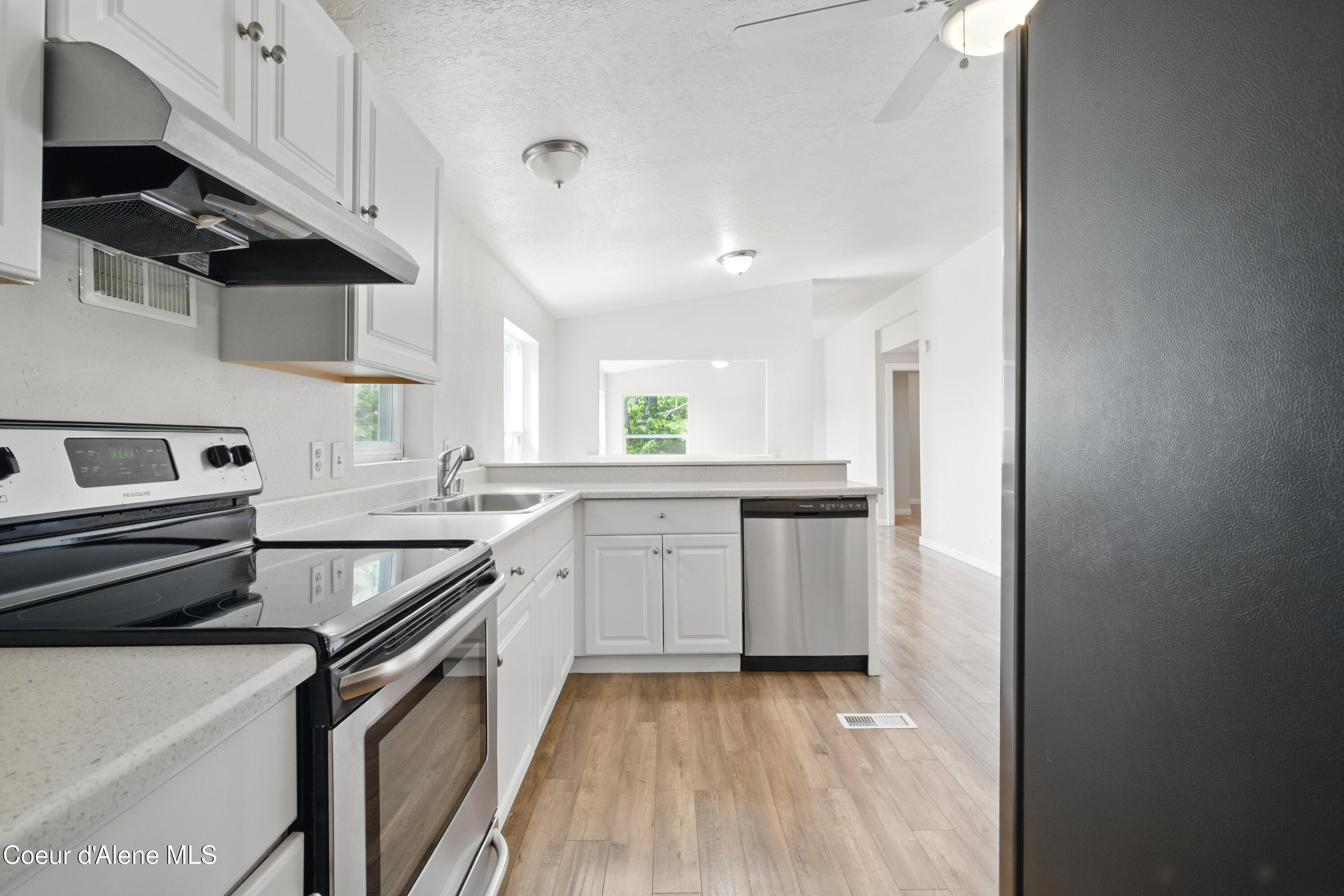Coeur D'alene, Idaho, 83814, United States, 3 Bedrooms Bedrooms, ,Residential,For Sale,1794025