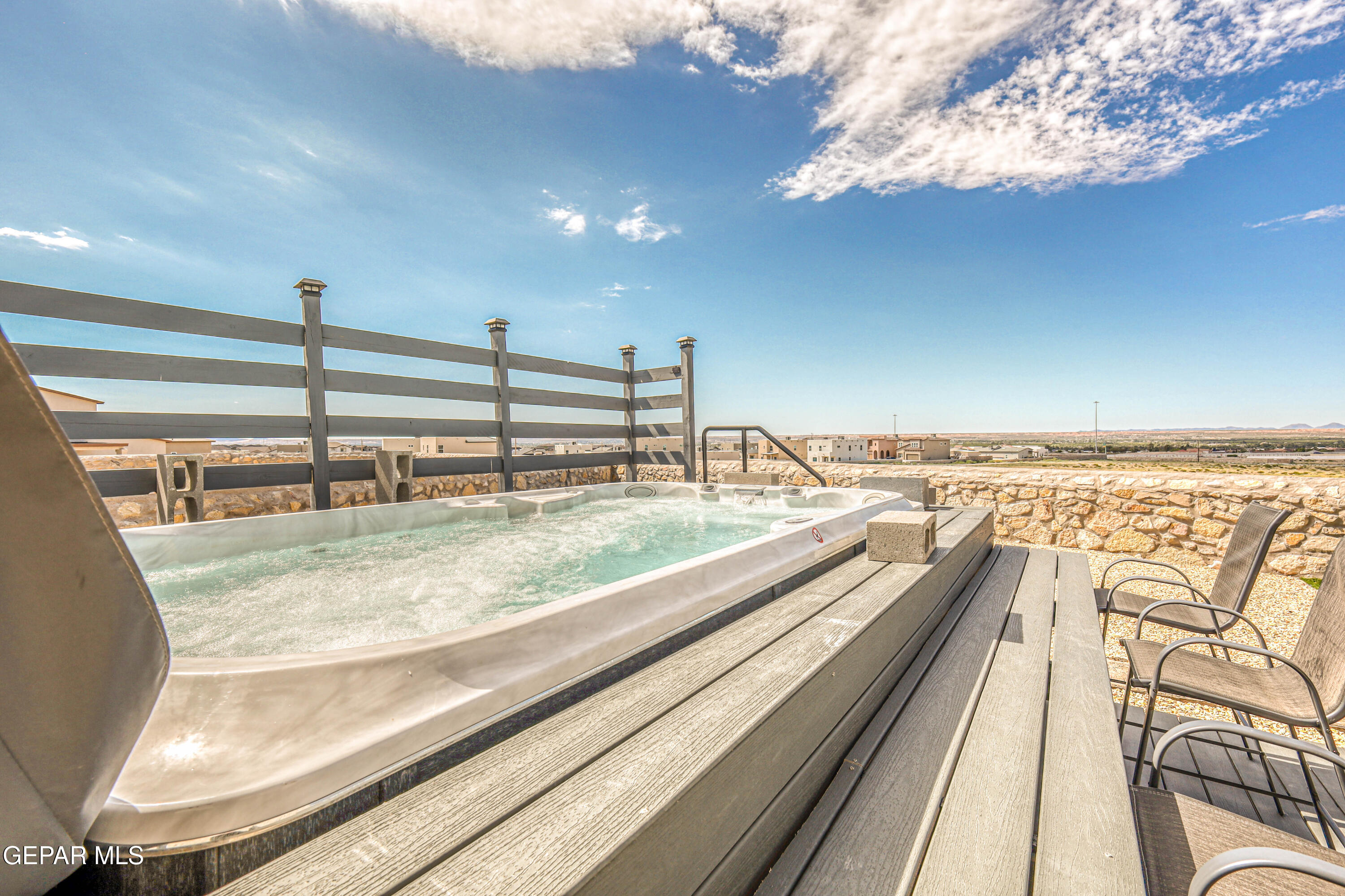 El Paso, Texas, 79911, United States, 5 Bedrooms Bedrooms, ,4 BathroomsBathrooms,Residential,For Sale,1969245