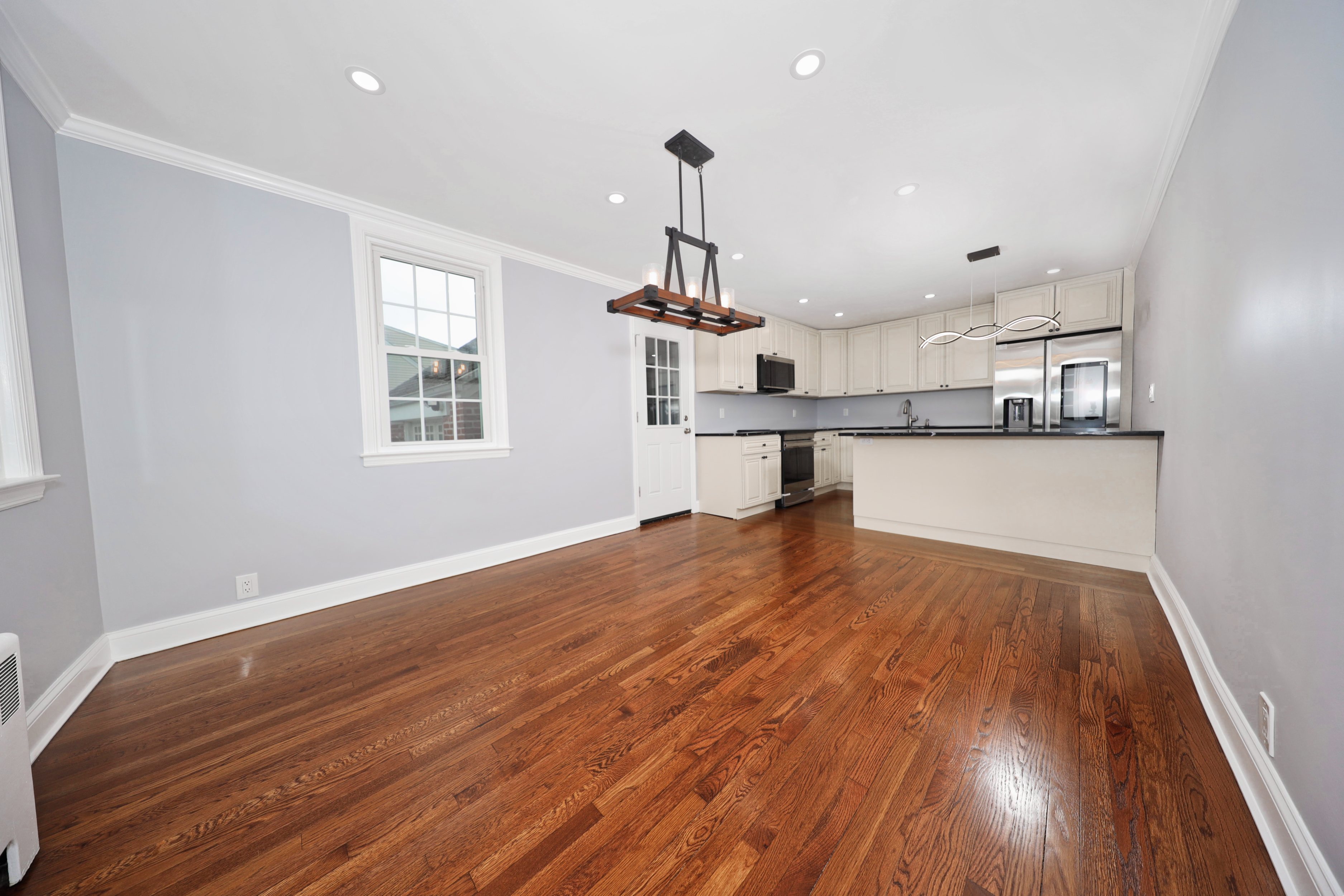 Bridgeport, Connecticut, 06606, United States, 5 Bedrooms Bedrooms, ,3 BathroomsBathrooms,Residential,For Sale,1930602